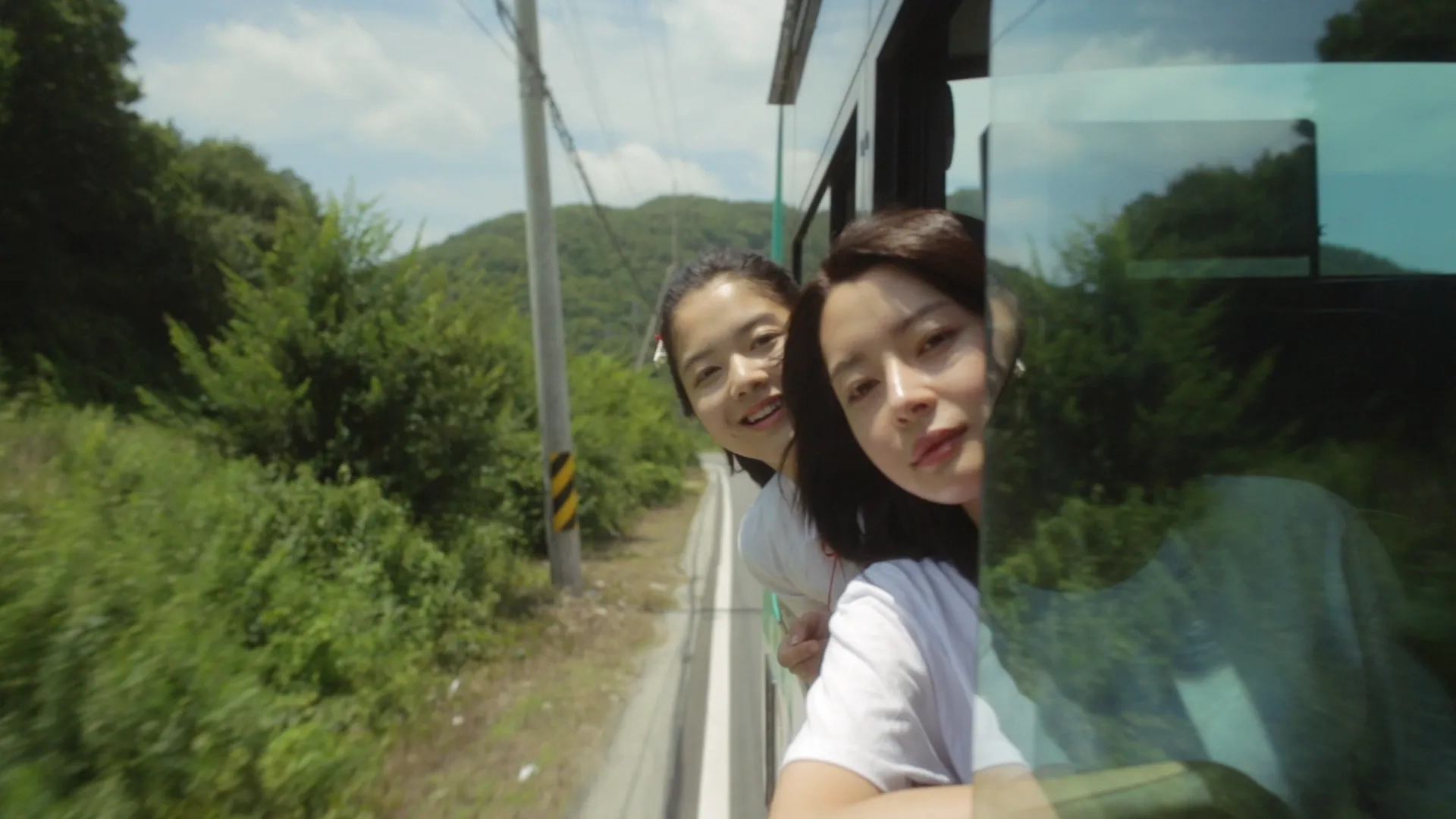Roh Jeong-eui and Nara in Fantasy of the Girls (2016)