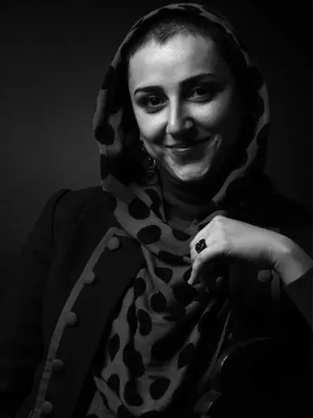 نازنین  خزایی