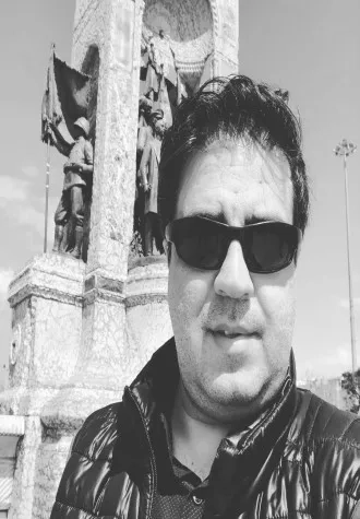 بهنام  خاکسار