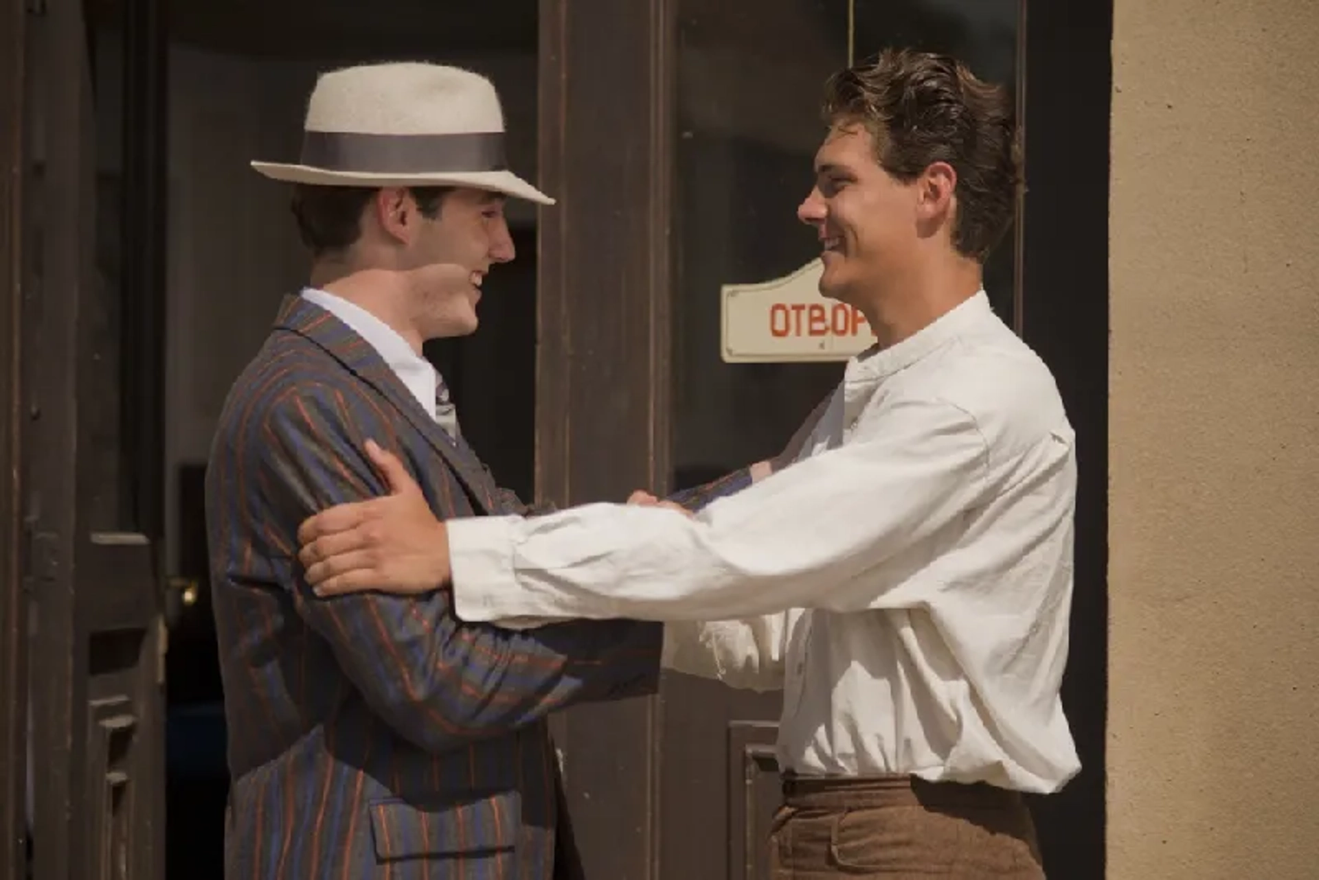 Milos Bikovic and Petar Strugar in Montevideo: Taste of a Dream (2010)