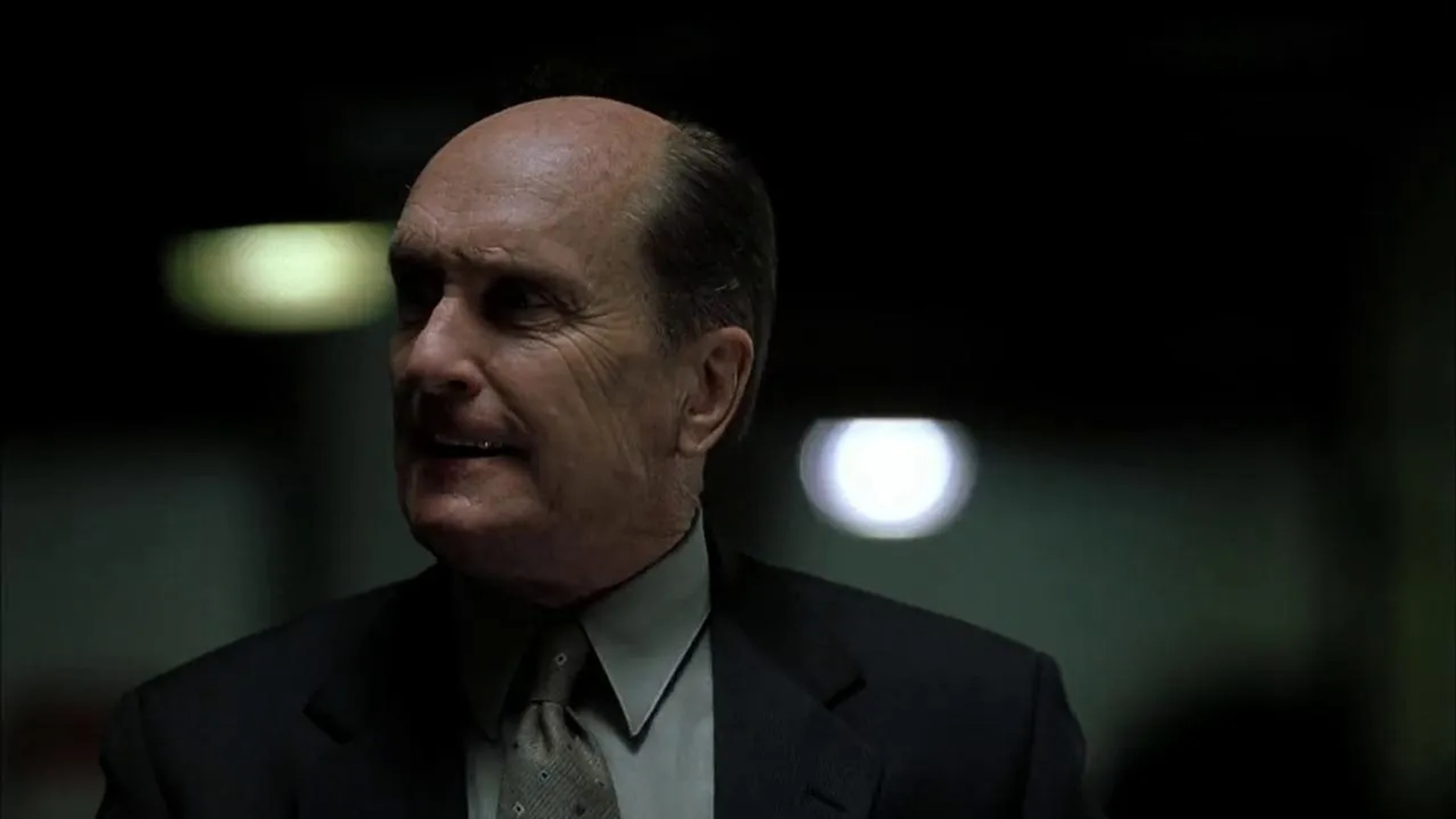 Robert Duvall in John Q (2002)
