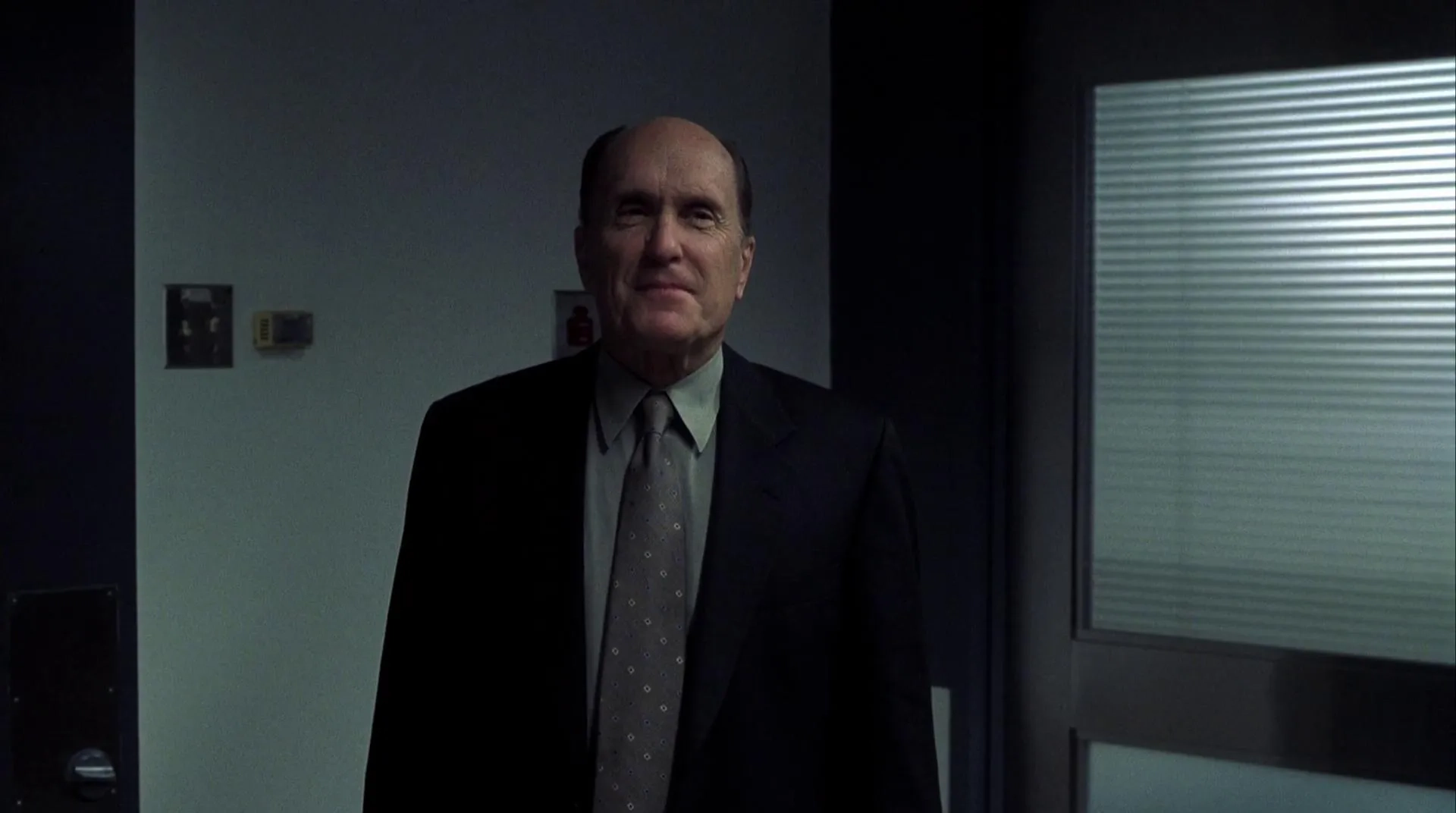 Robert Duvall in John Q (2002)