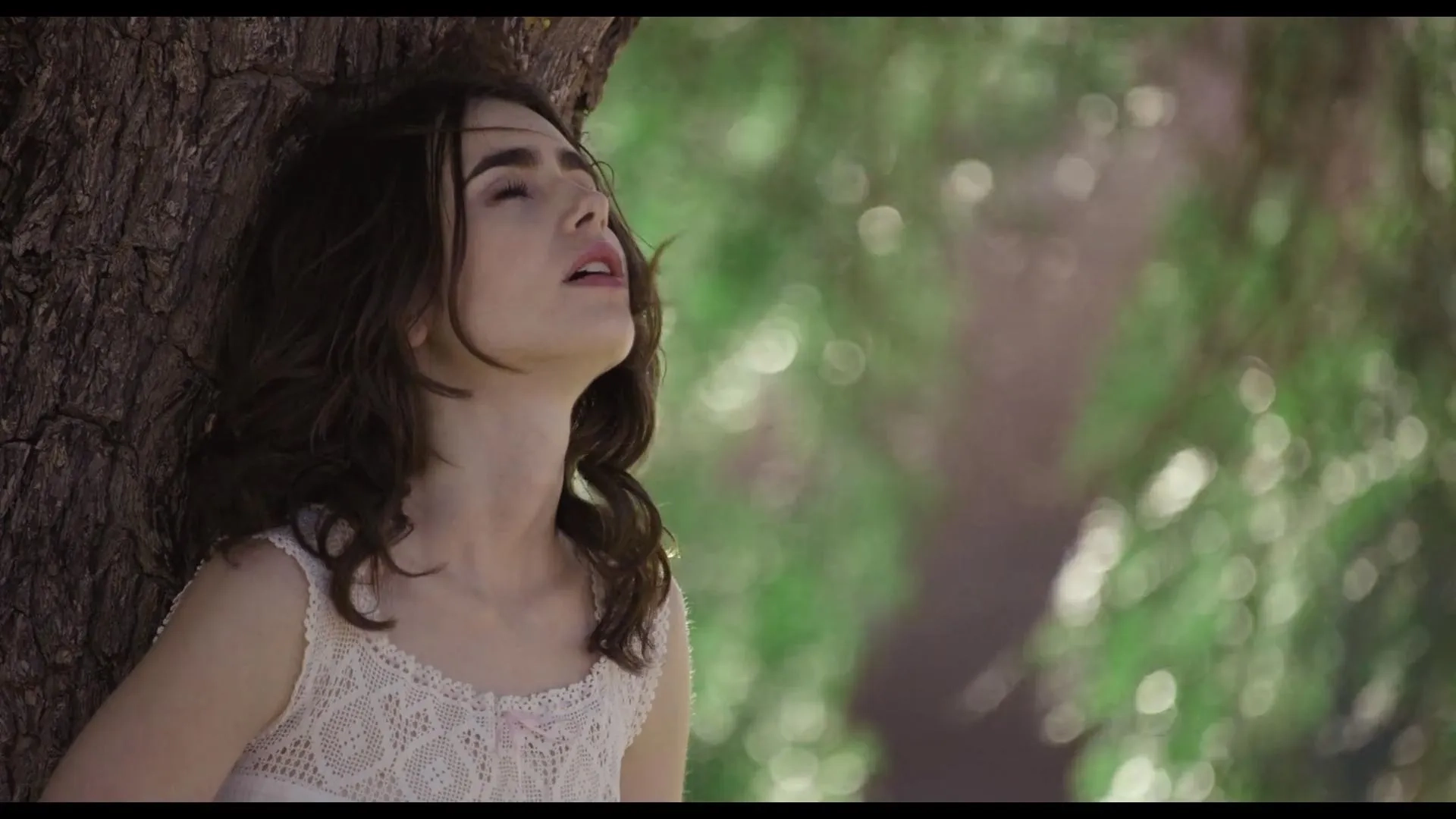 Lily Collins in To the Bone (2017)