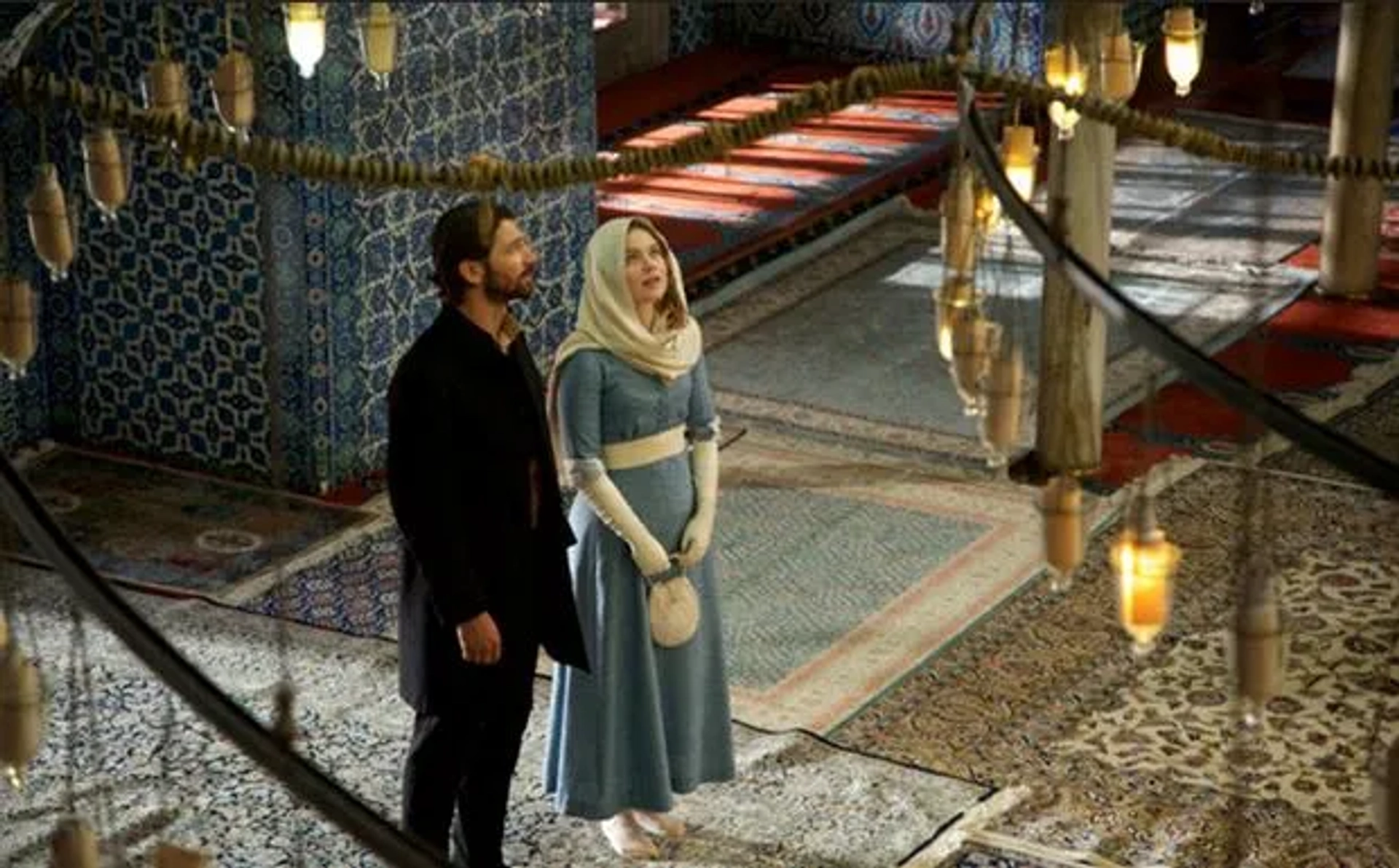 Michiel Huisman and Hera Hilmar in The Ottoman Lieutenant (2017)