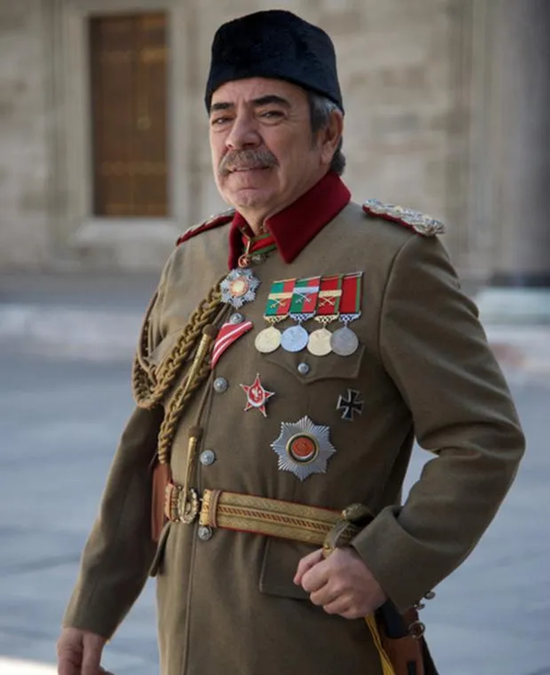 Selçuk Yöntem in The Ottoman Lieutenant (2017)