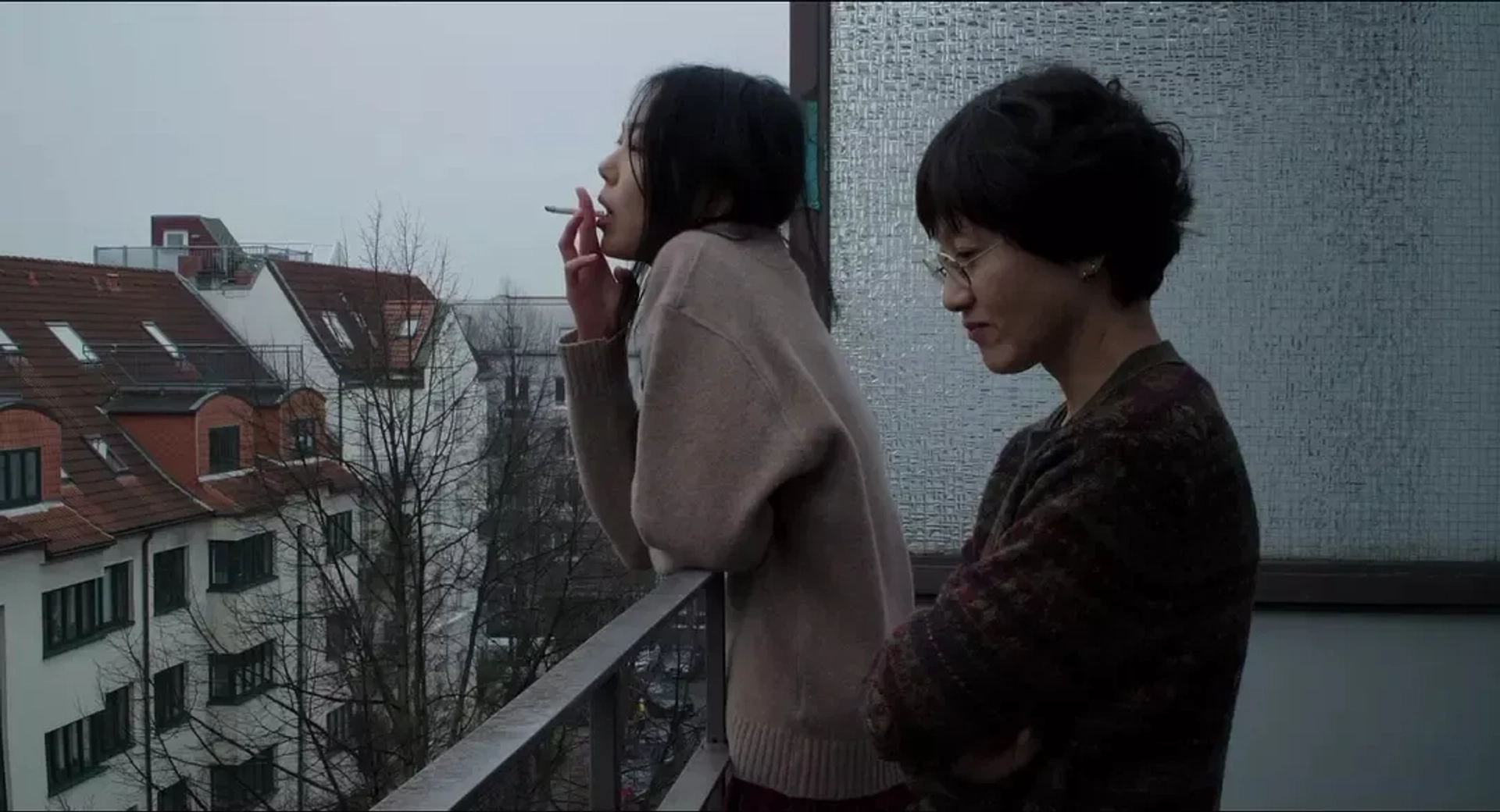 Kim Min-hee in On the Beach at Night Alone (2017)