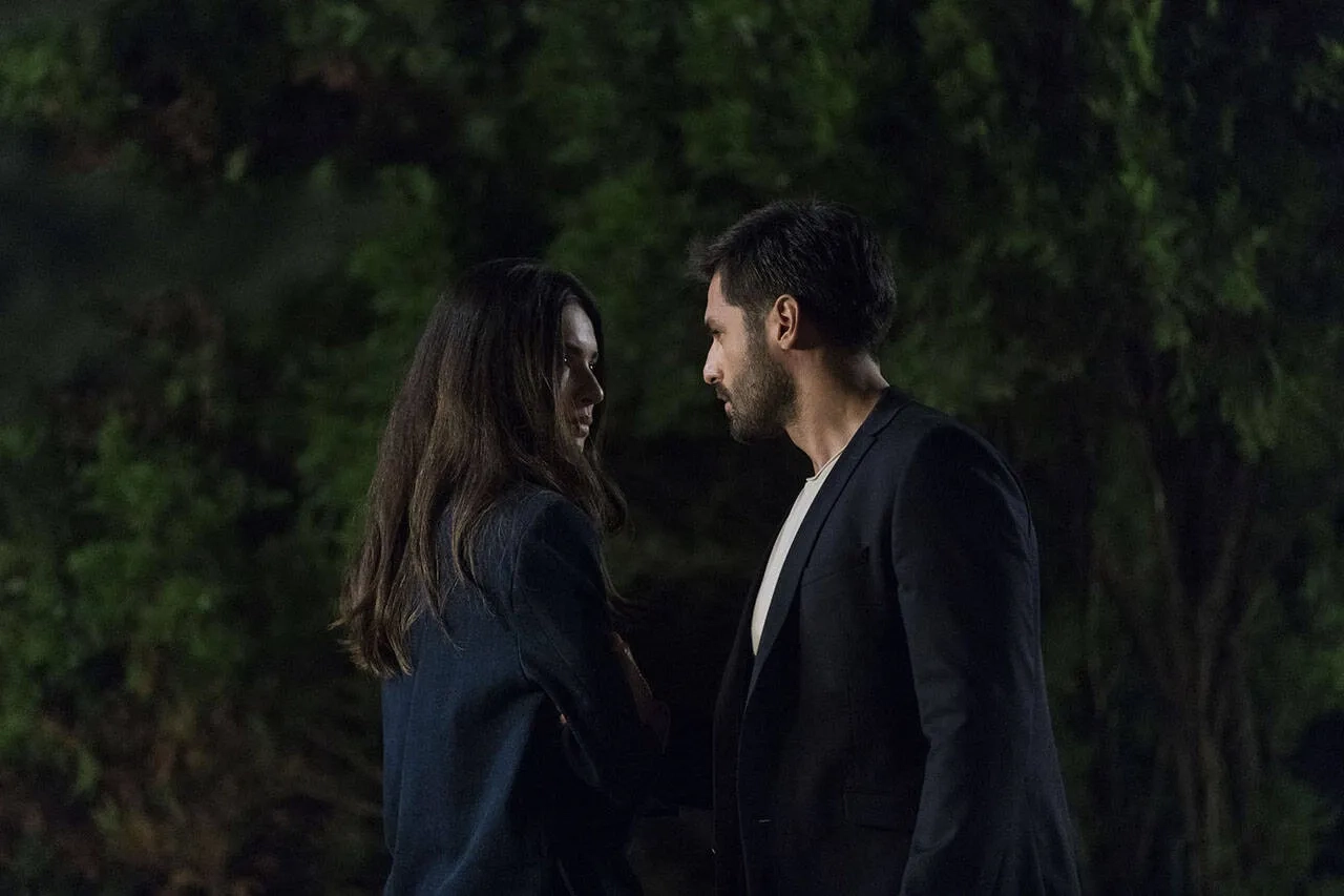 Melisa Pamuk and Serkan Çayoglu in New Life (2020)