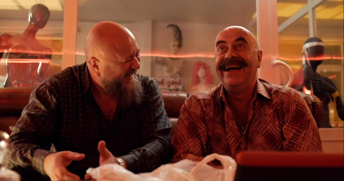 Ezel Akay and Dogan Çetiner in Interrupted (2020)