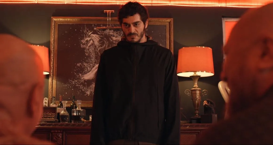 Ezel Akay, Dogan Çetiner, and Burak Deniz in Interrupted (2020)