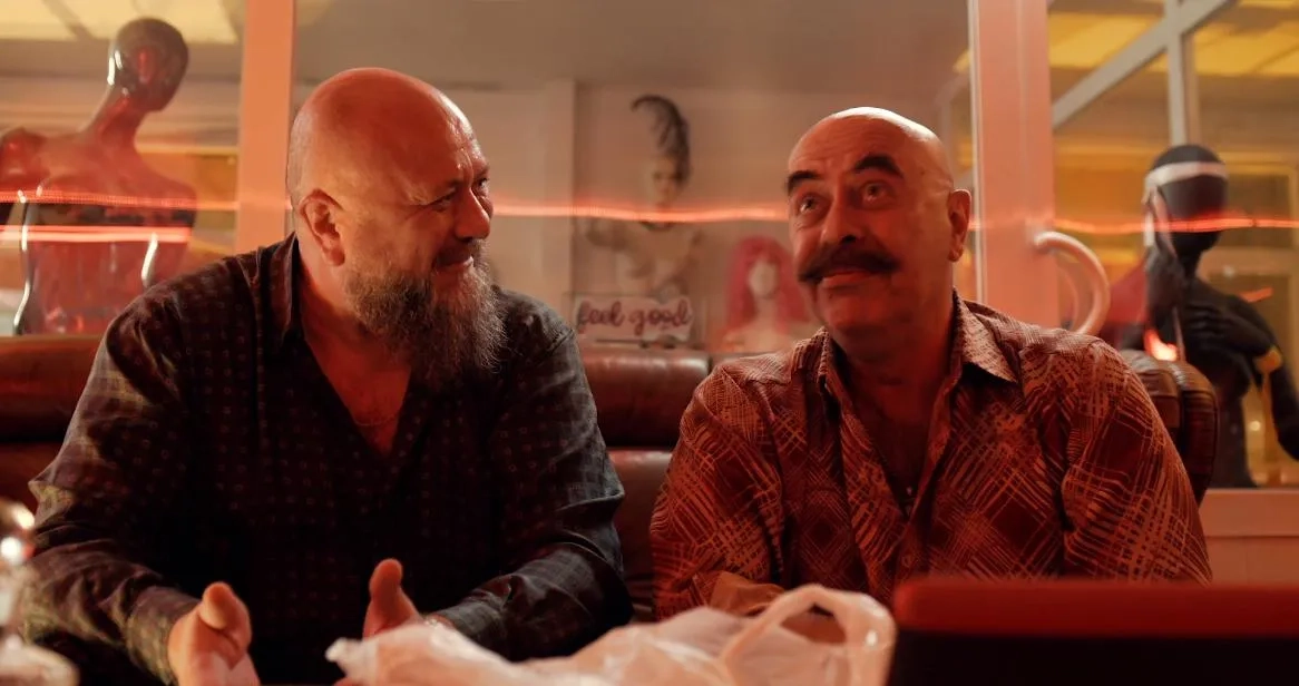 Ezel Akay and Dogan Çetiner in Interrupted (2020)