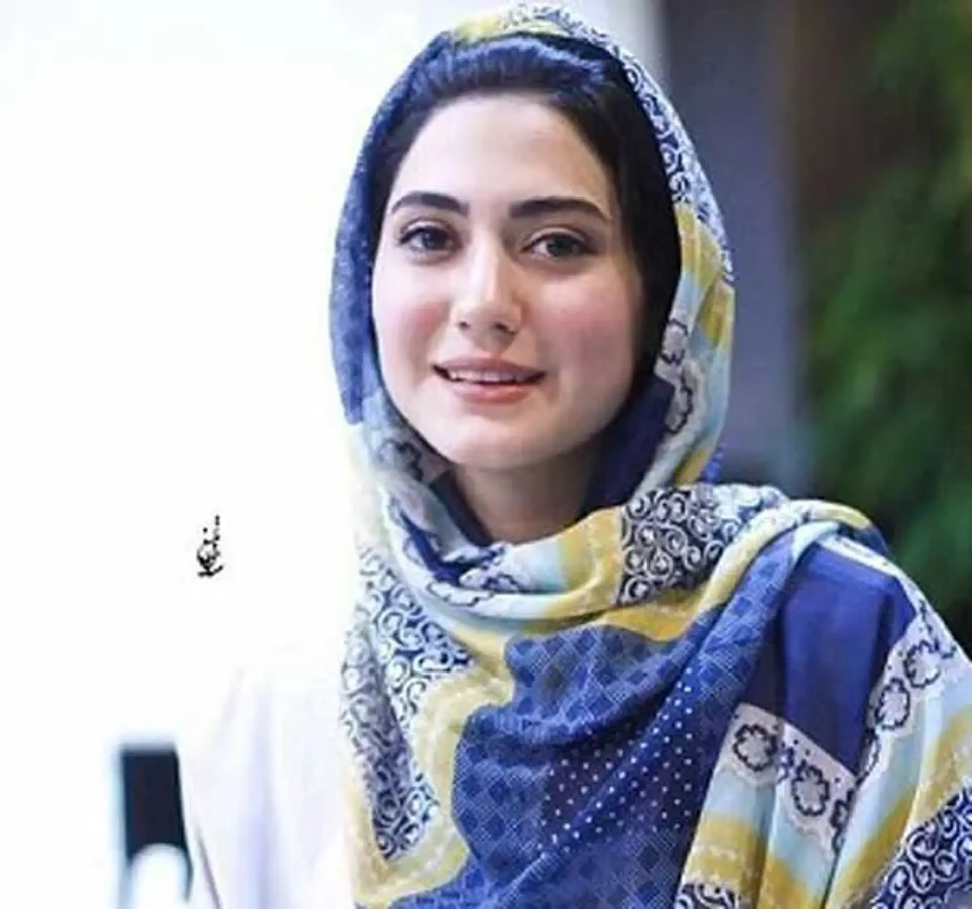درسا بختیار