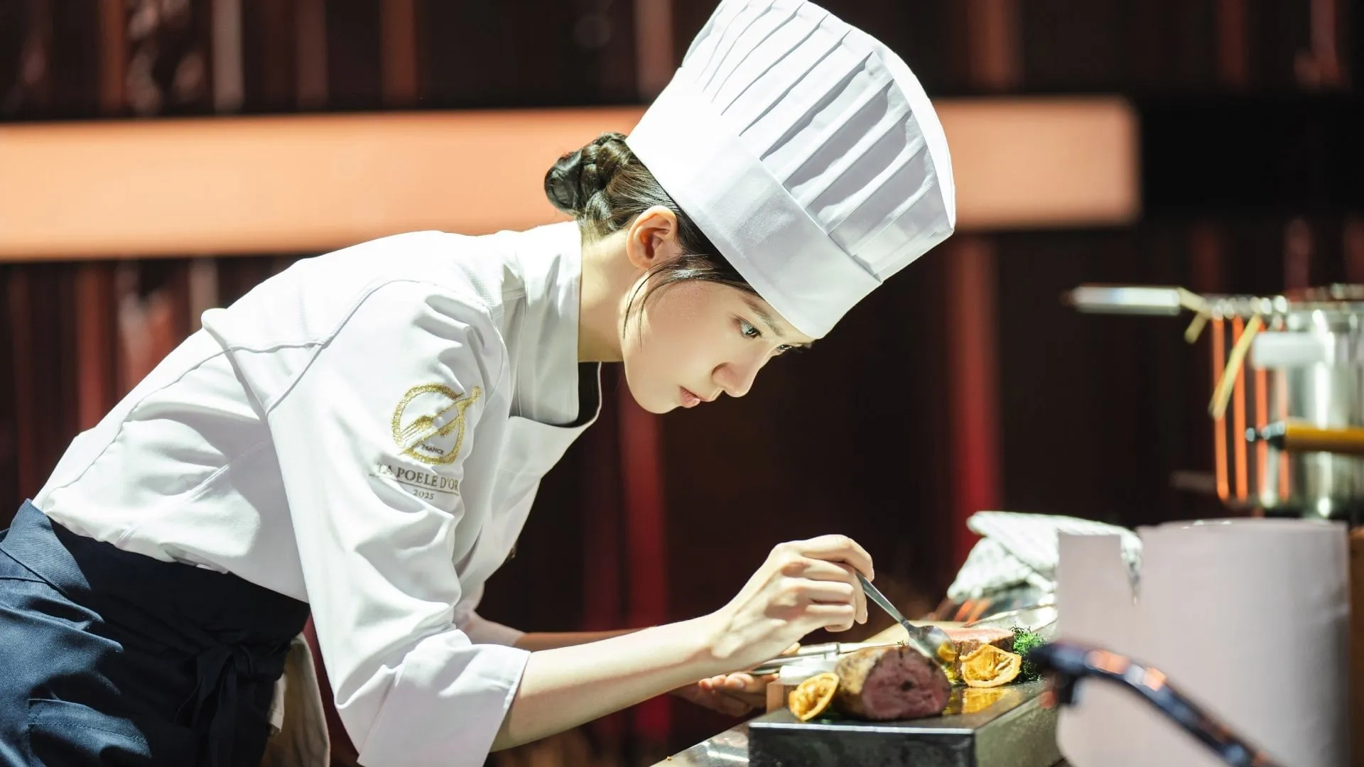 تریلر سریال نوش جان اعلیحضرت ۲۰۲۵ Bon Appetit, Your Majesty