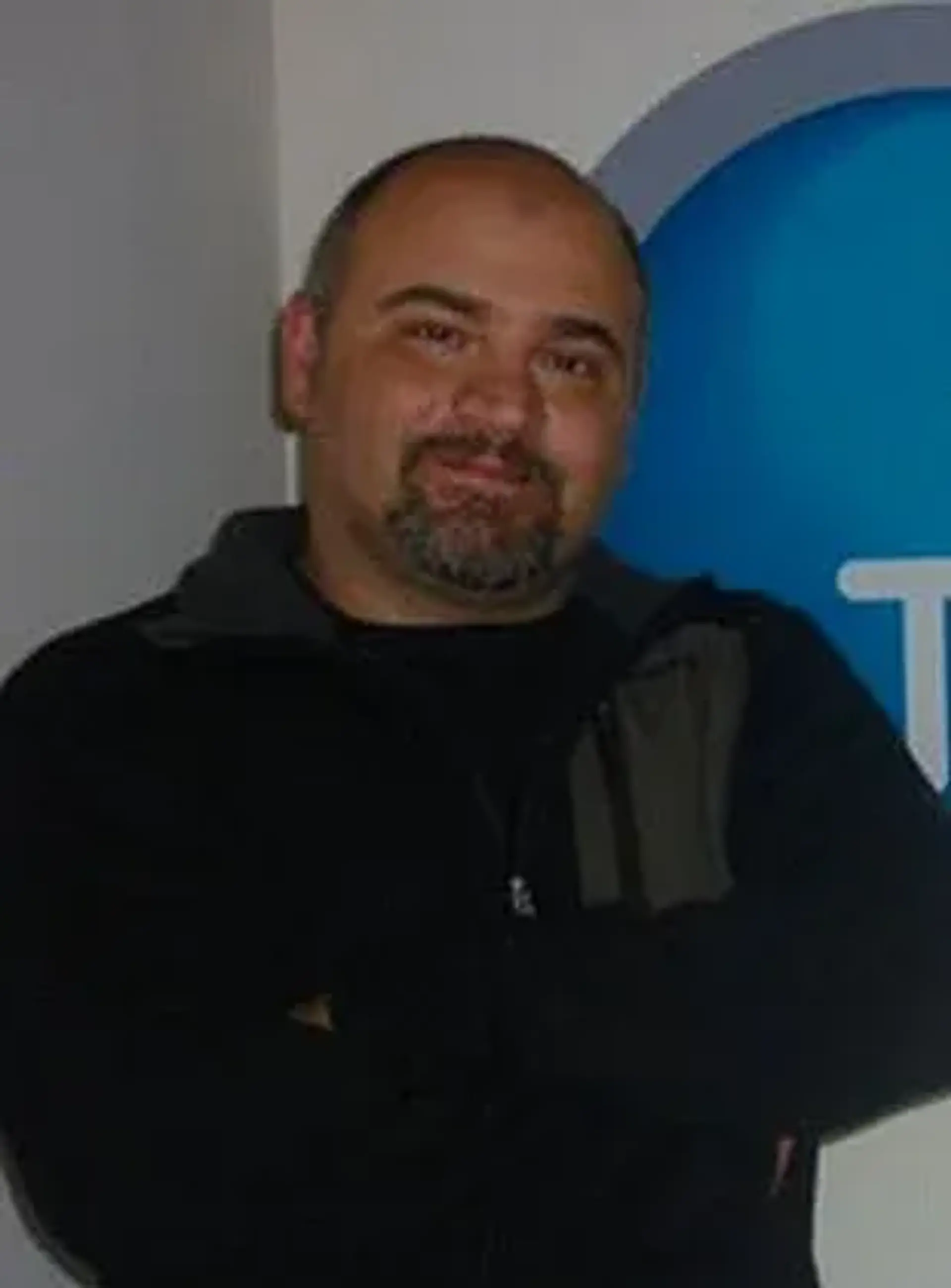 عمر اوزگور