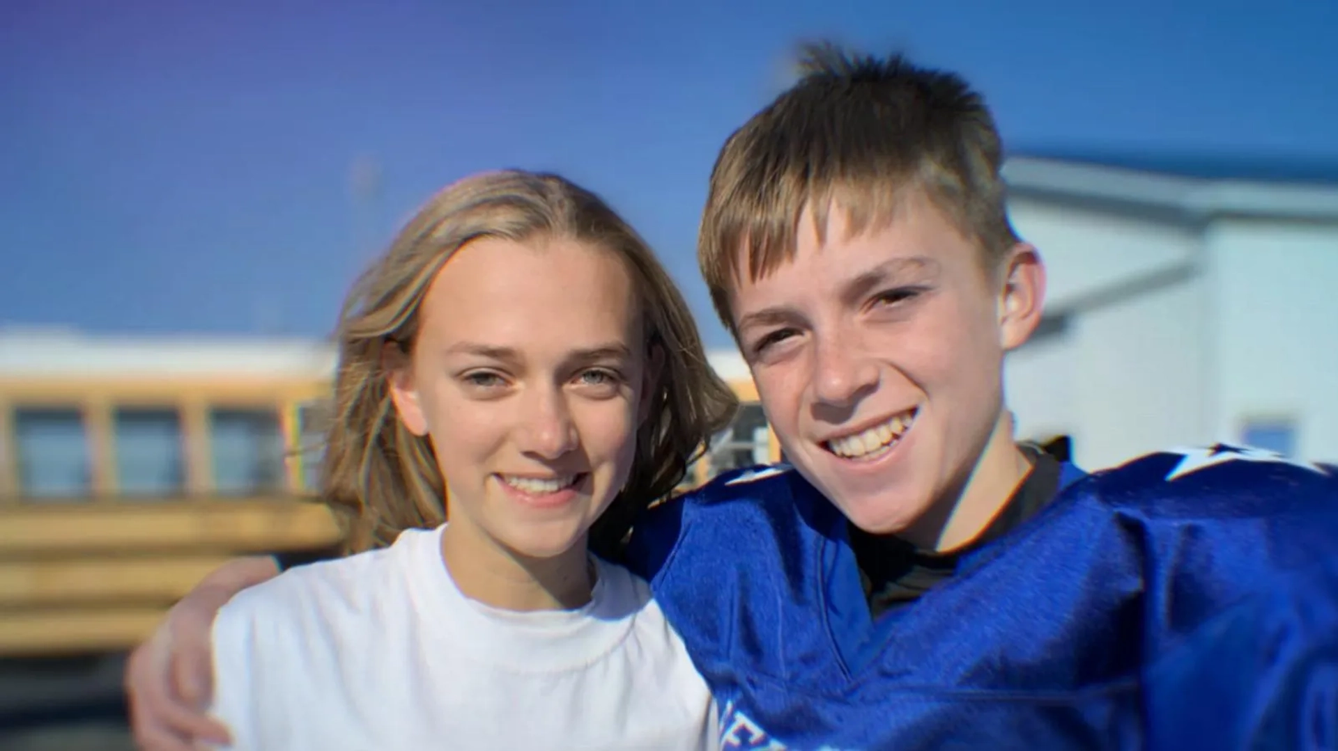 شماره ناشناس: کت فیشینگ در دبیرستان