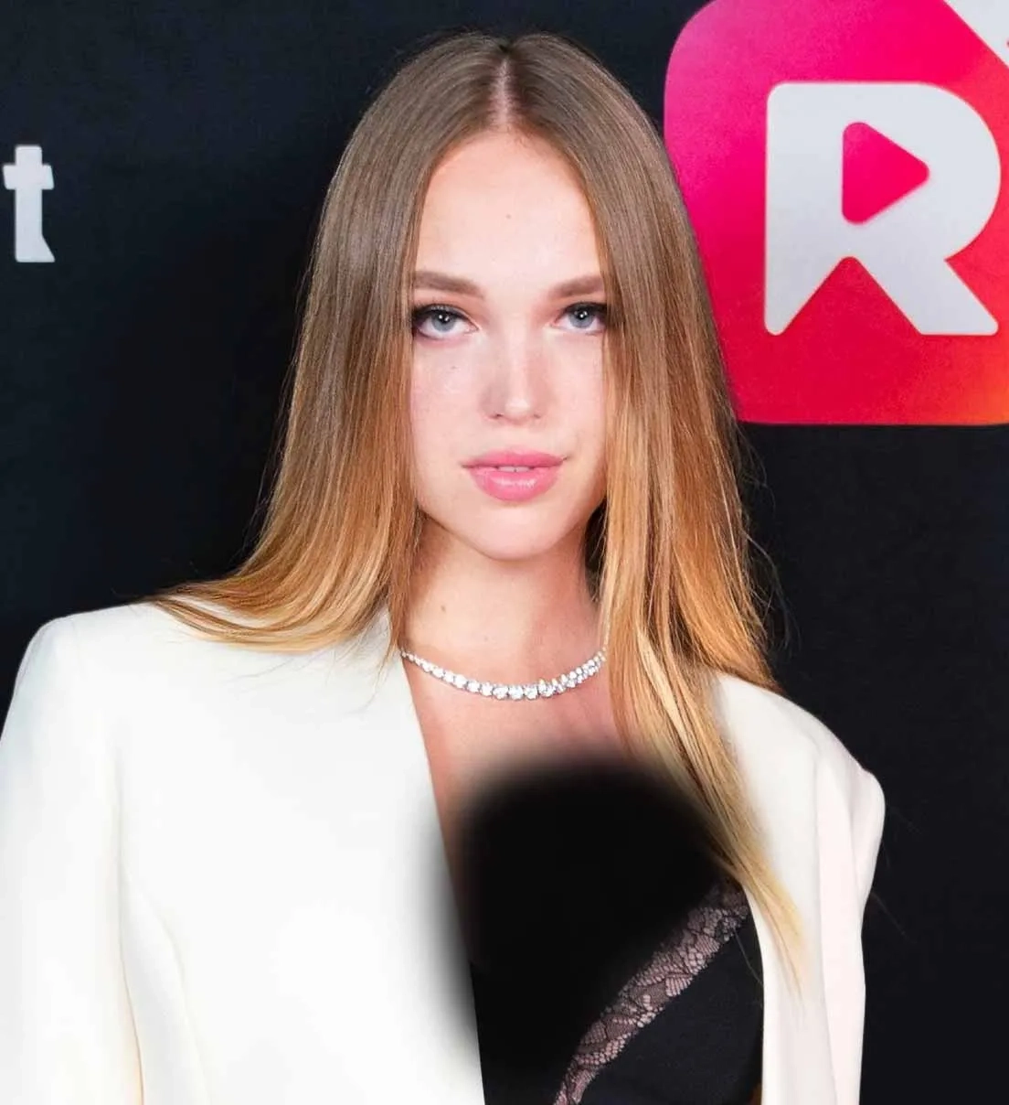 داریا هارناها