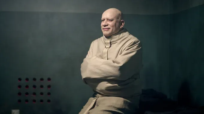 اسپین‌آف عمو فستر با بازی فرد آرمیسن در دست ساخت است