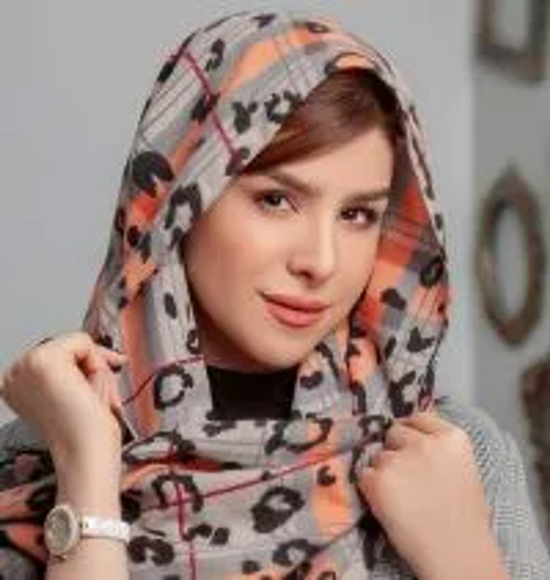 ناهید دولت زاده