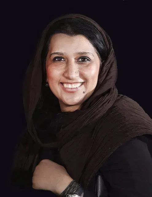 دنیا فنی زاده