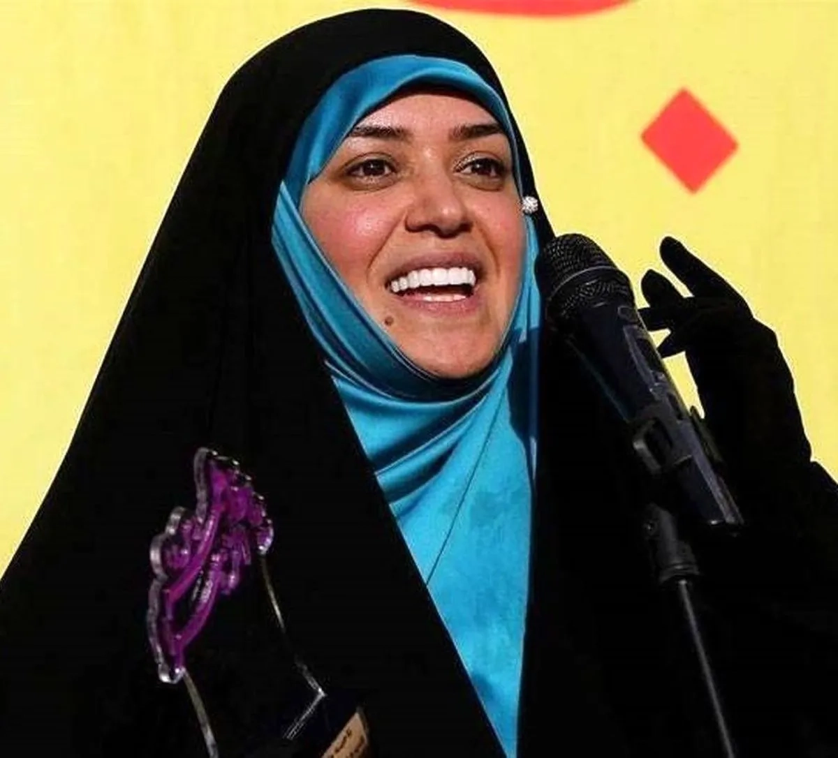 الهام چرخنده