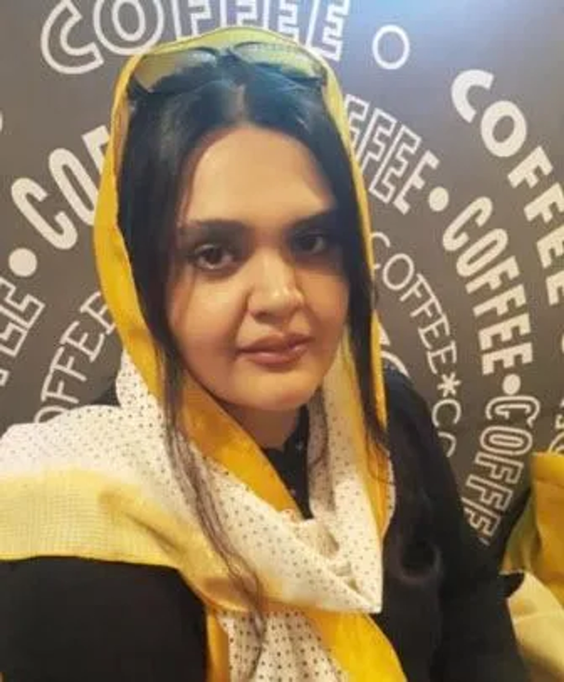 مهرناز بیات