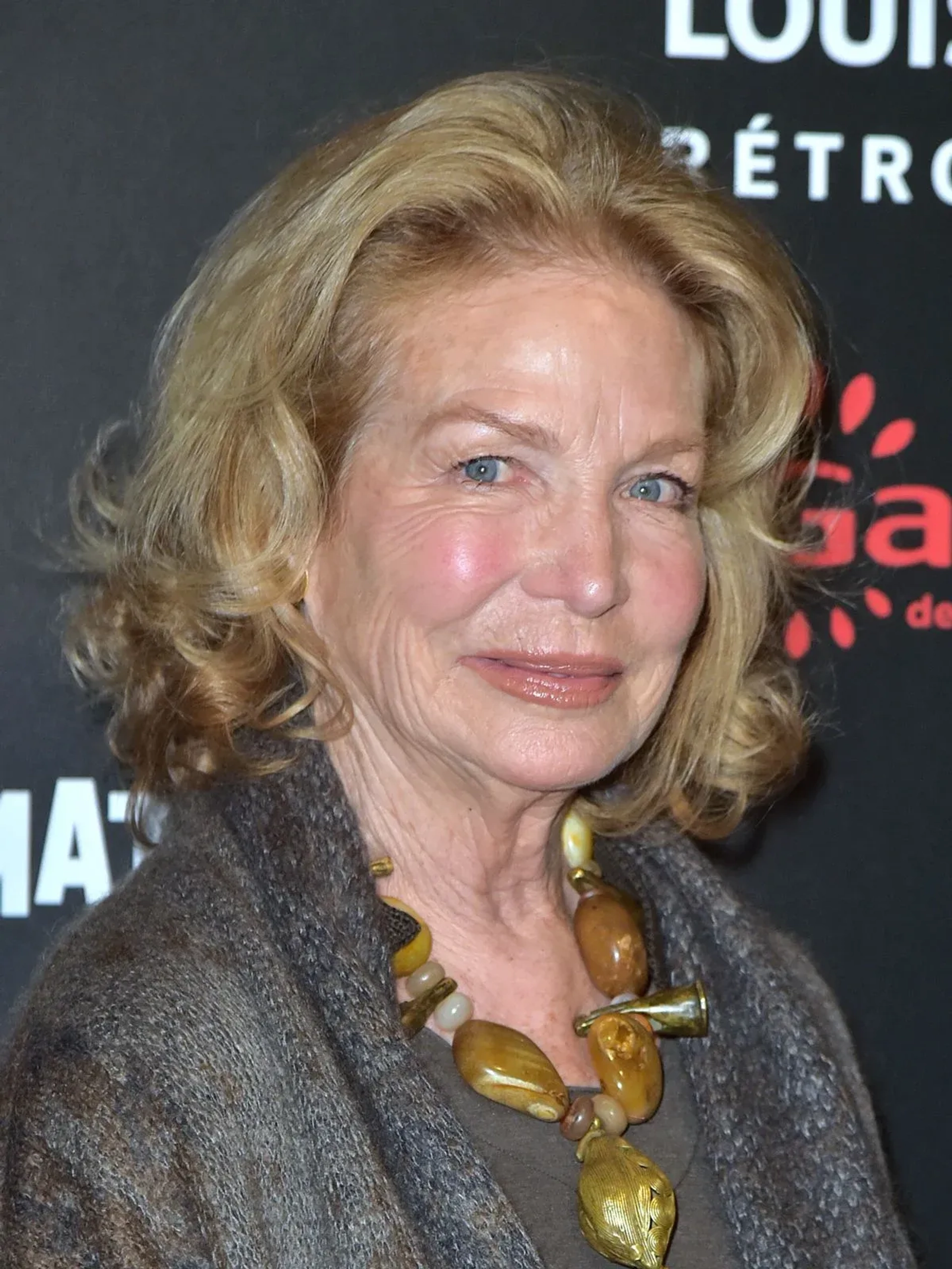 الکساندرا استوارت