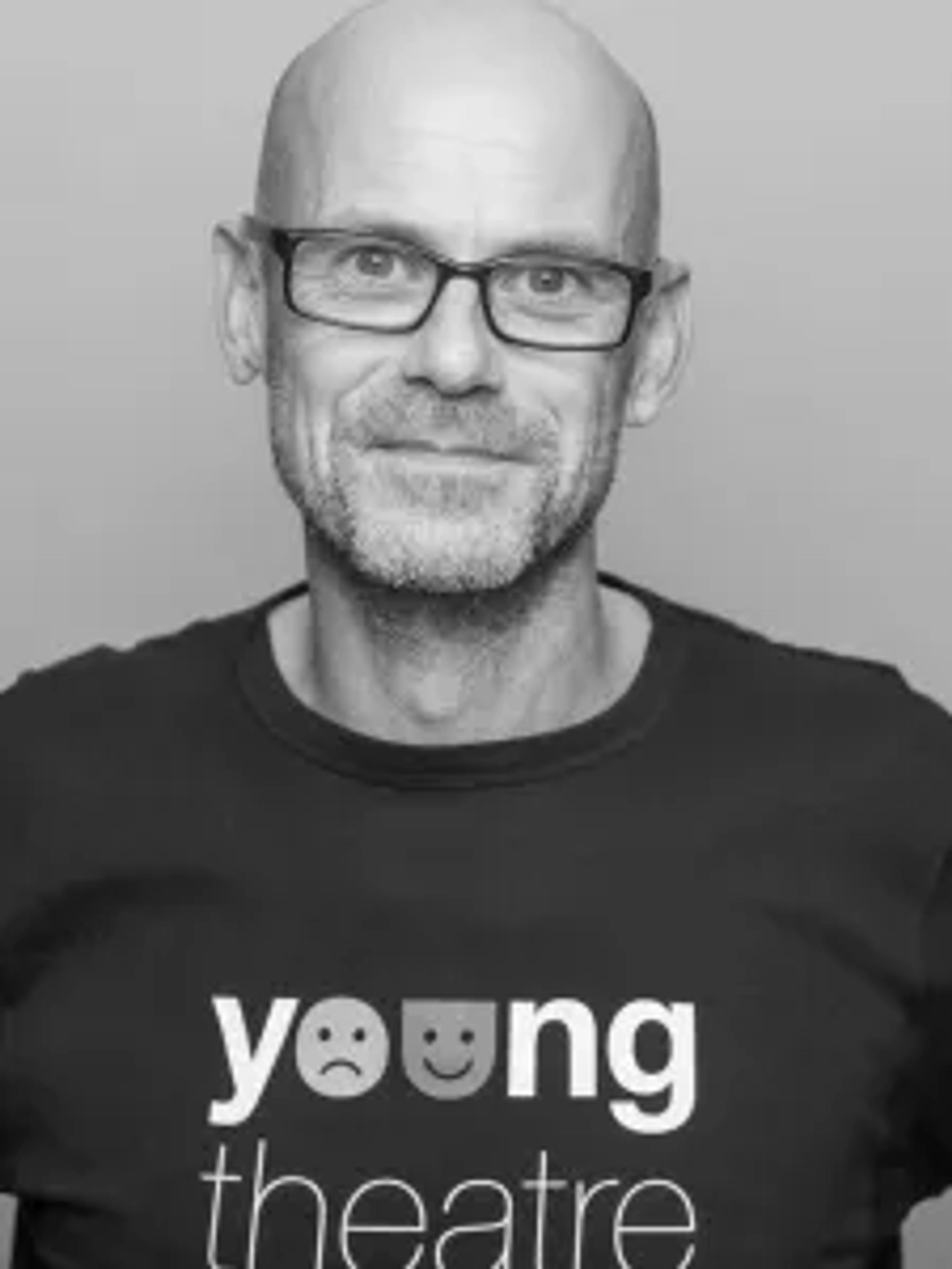 پل لئونارد موری