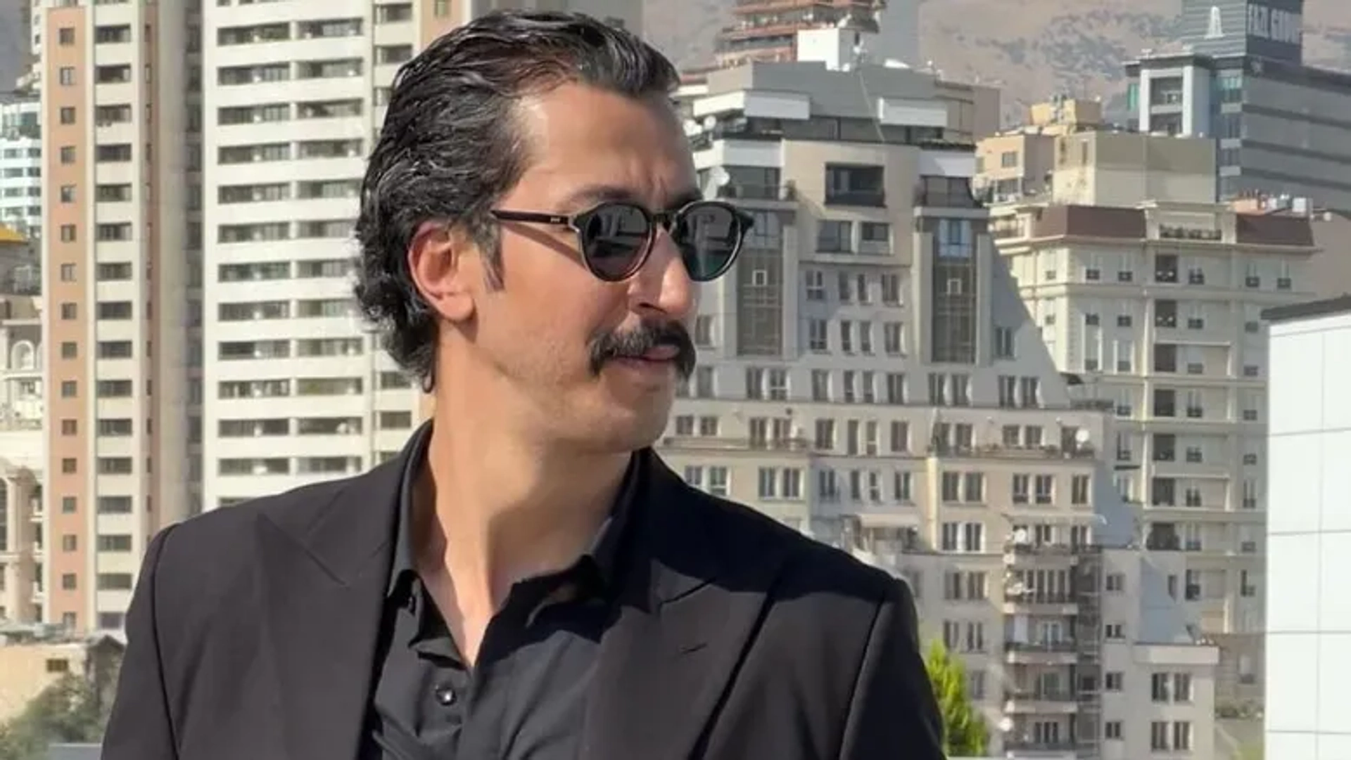 بهرام افشاری در نقش معاون دادستان | فیلم جنایی «زنده‌شور» جلوی دوربین رفت