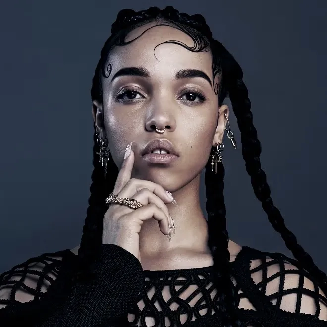 اف کی ای توئیگز