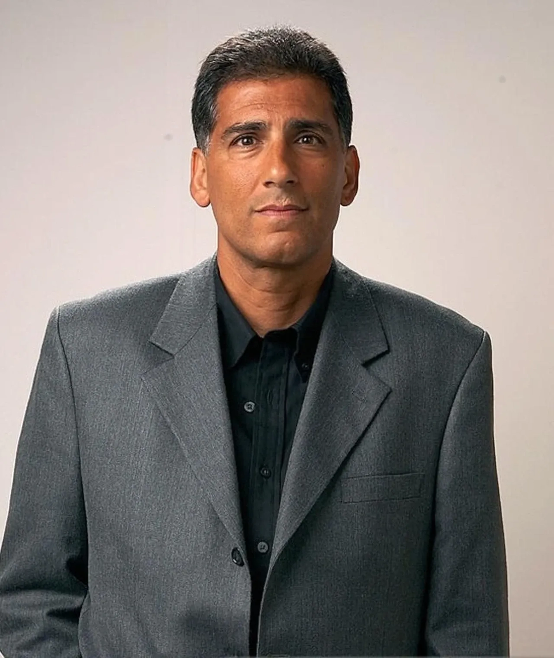 سیروس نورسته