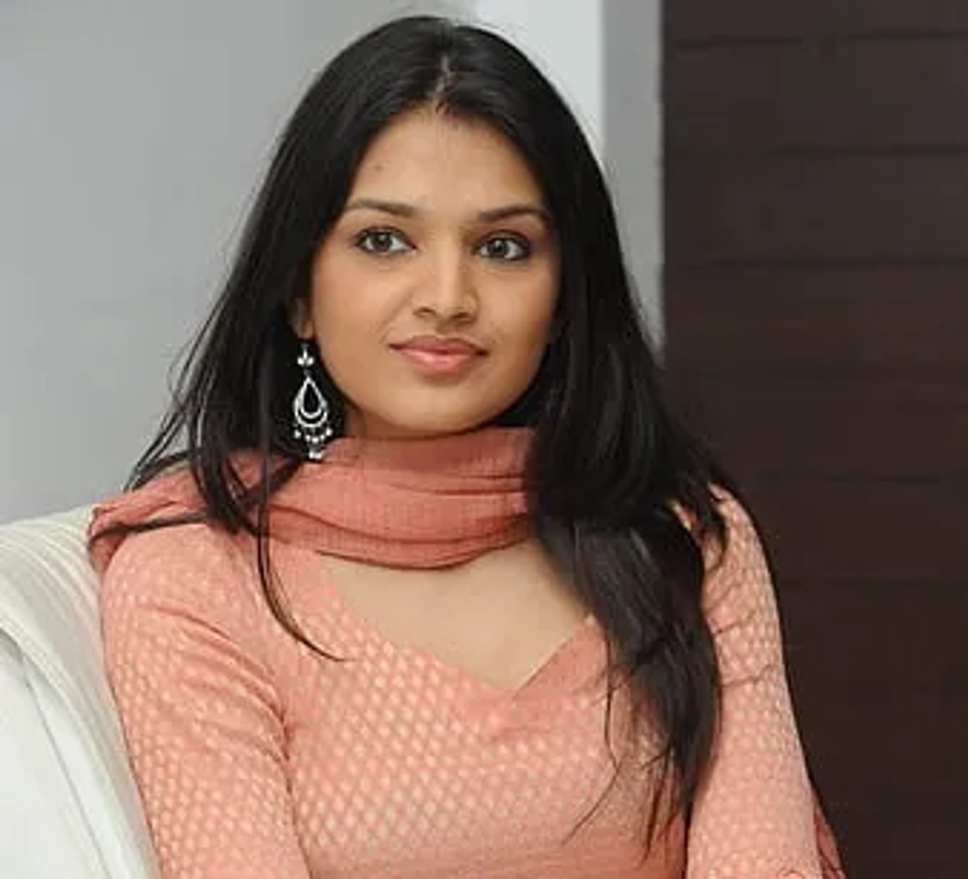 تارا  آلیشا-بری