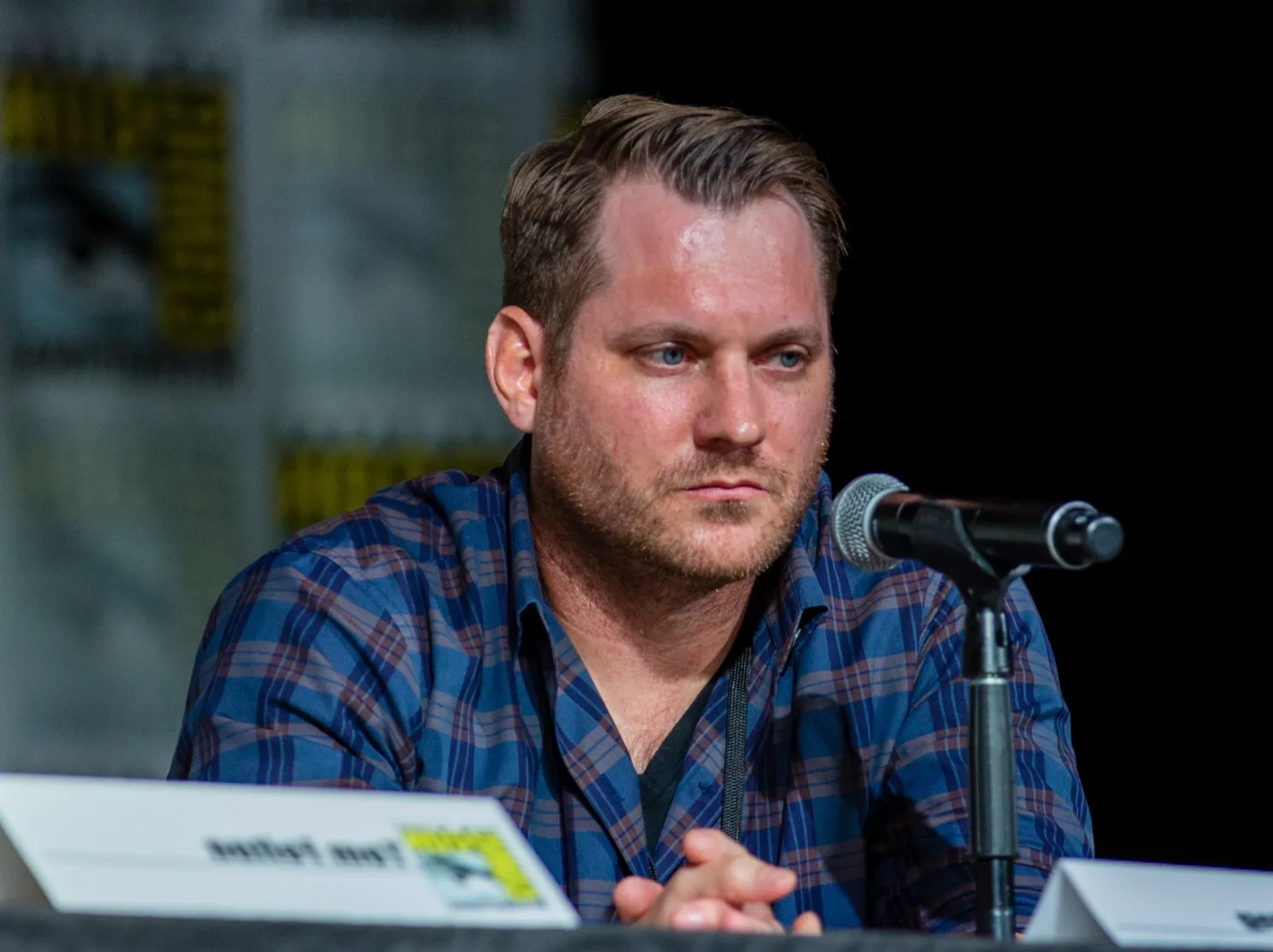 آرون هلبینگ