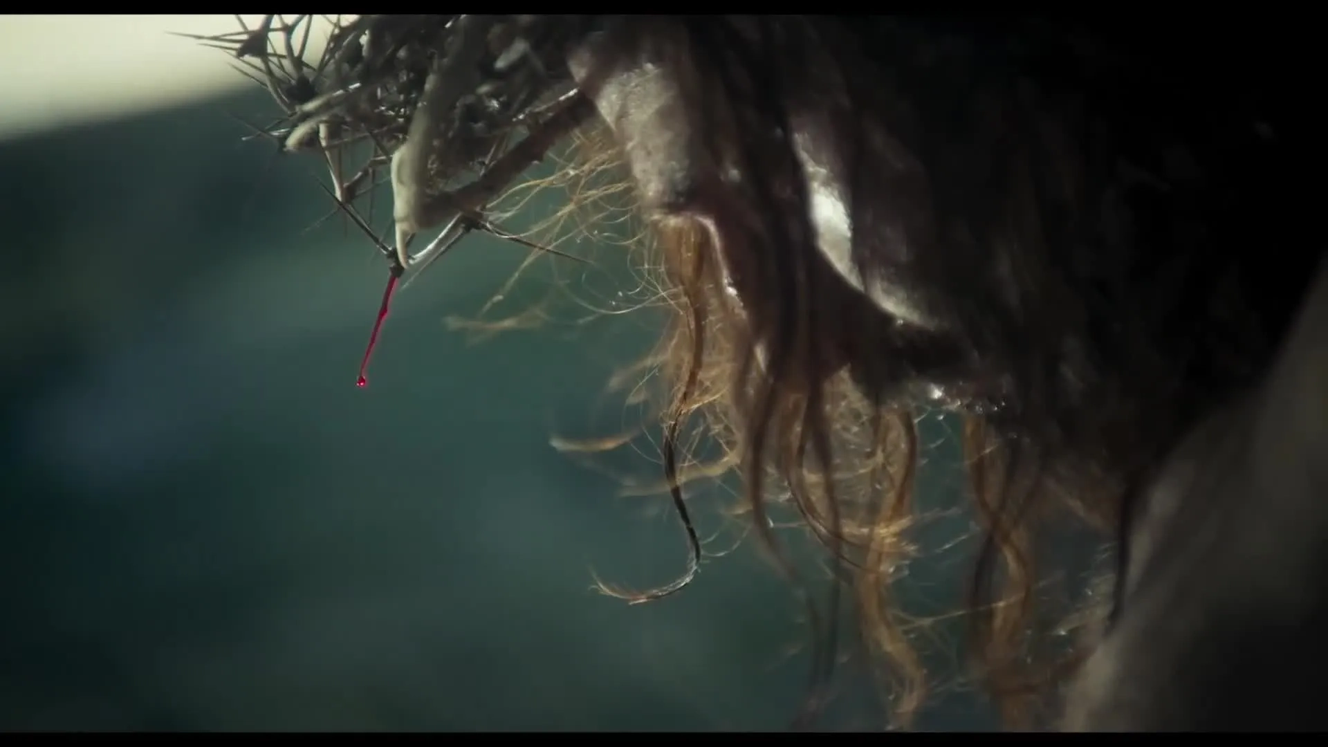 تریلر فیلم مستند قلب مقدس سلطنت او پایانی ندارد ۲۰۲۵ Sacré Coeur Son règne n'a pas de fin