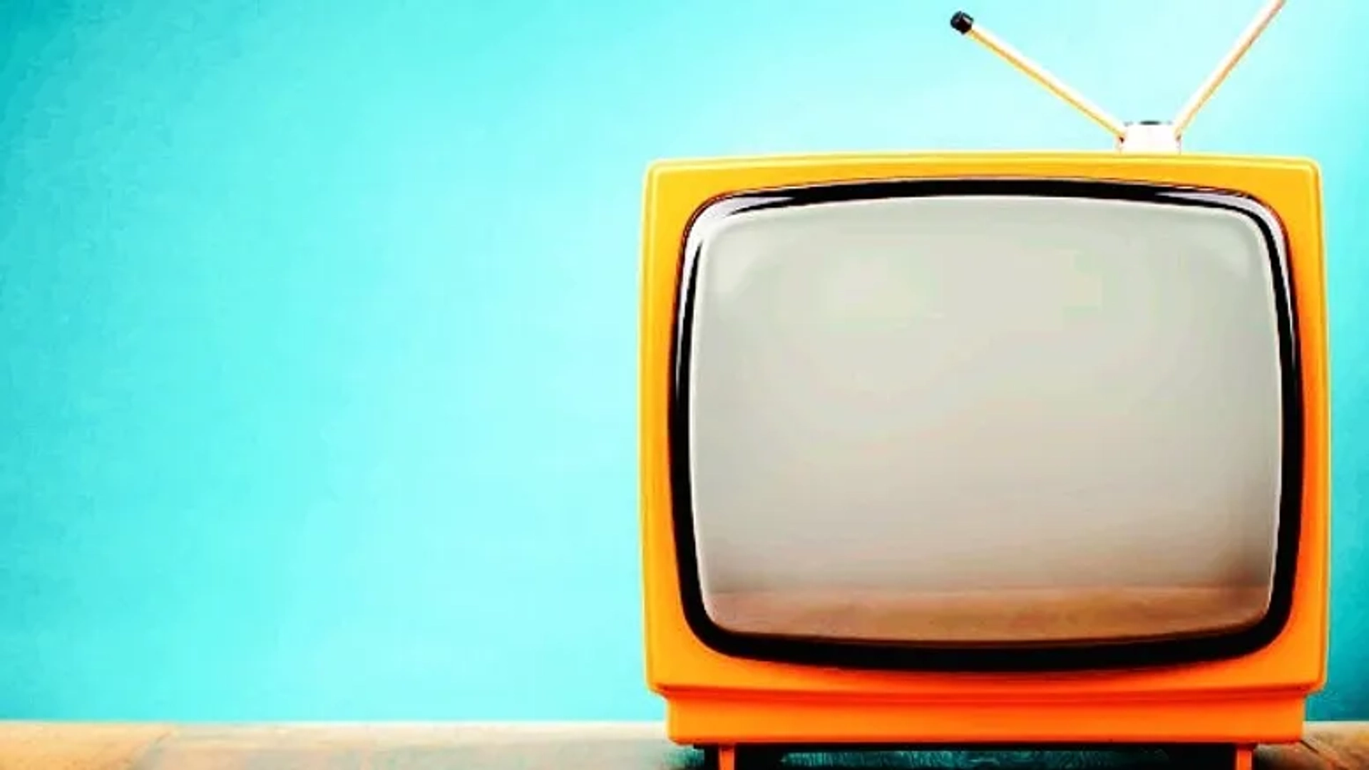 لیست کامل فیلم‌های تلویزیون برای پنجشنبه و جمعه | ۱۵ و ۱۶ آبان با سورپرایزهای ویژه