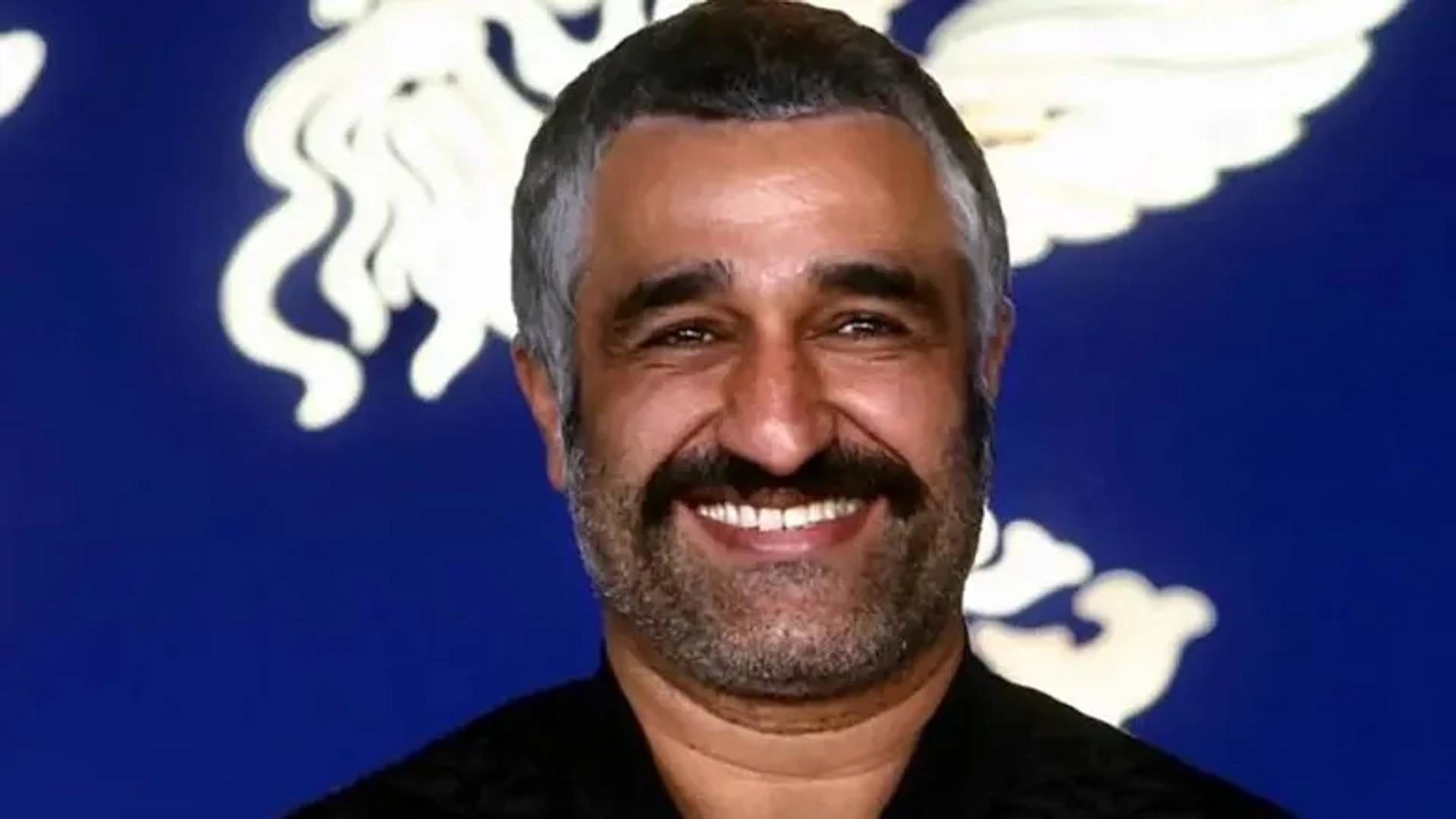 مامک جمشیدی خبر داد: پژمان جمشیدی به زودی به ایران بازمی‌گردد!