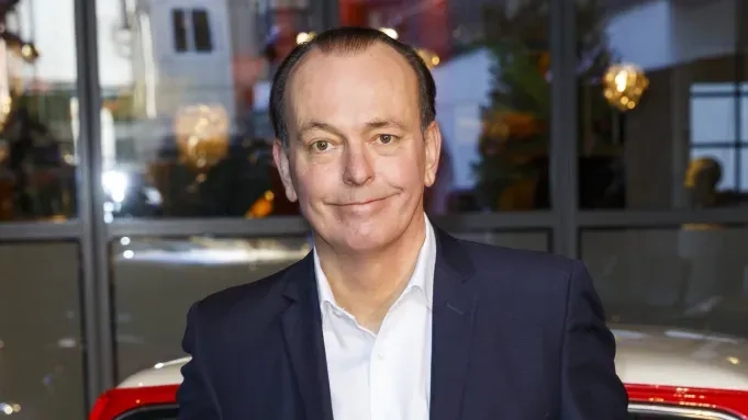 کوئنتین ویلسون درگذشت؛ وداع با مجری افسانه‌ای «تخت‌گاز» 