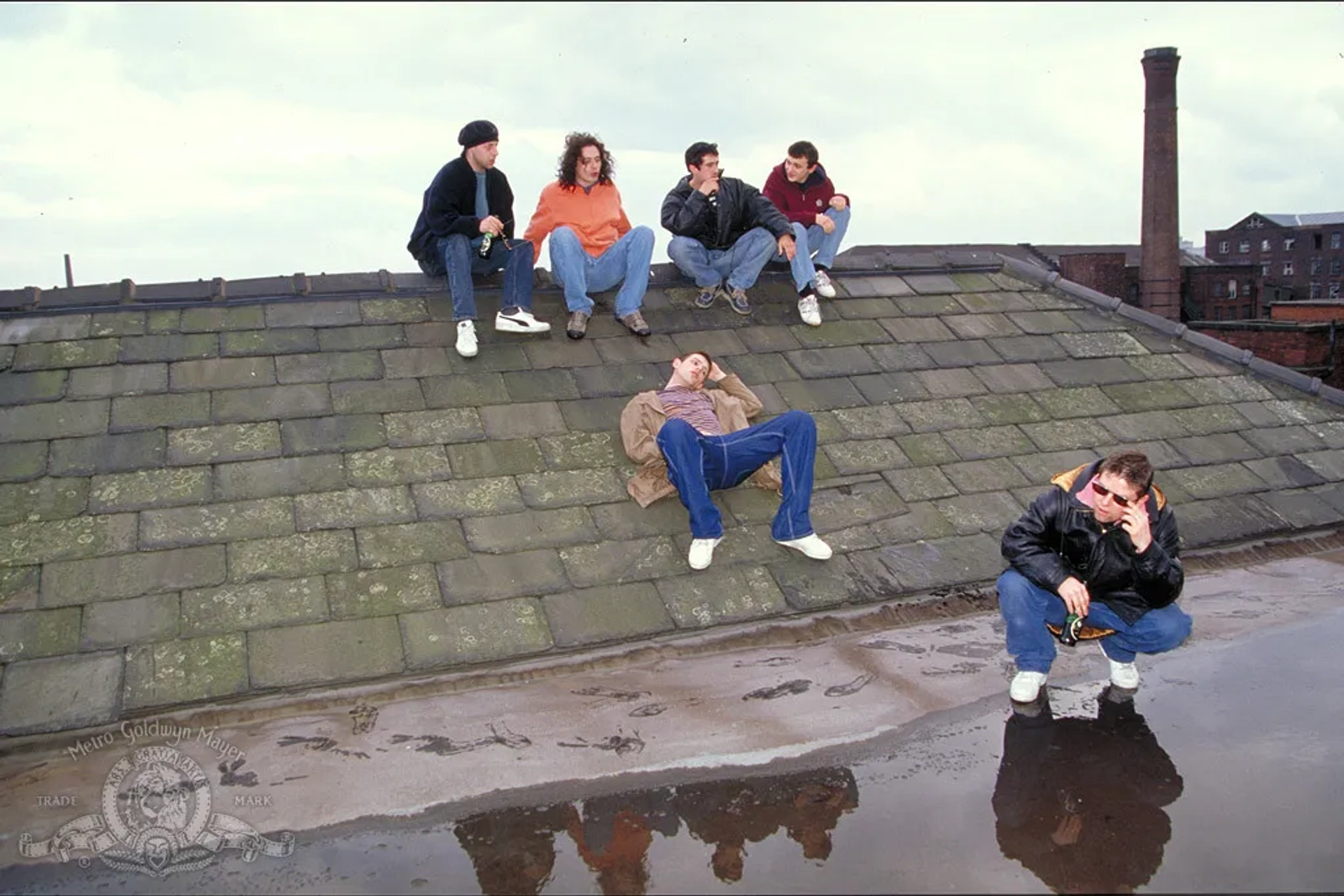 فیلم ۲۴ ساعت مهمانی مردم (24 Hour Party People - 2022)