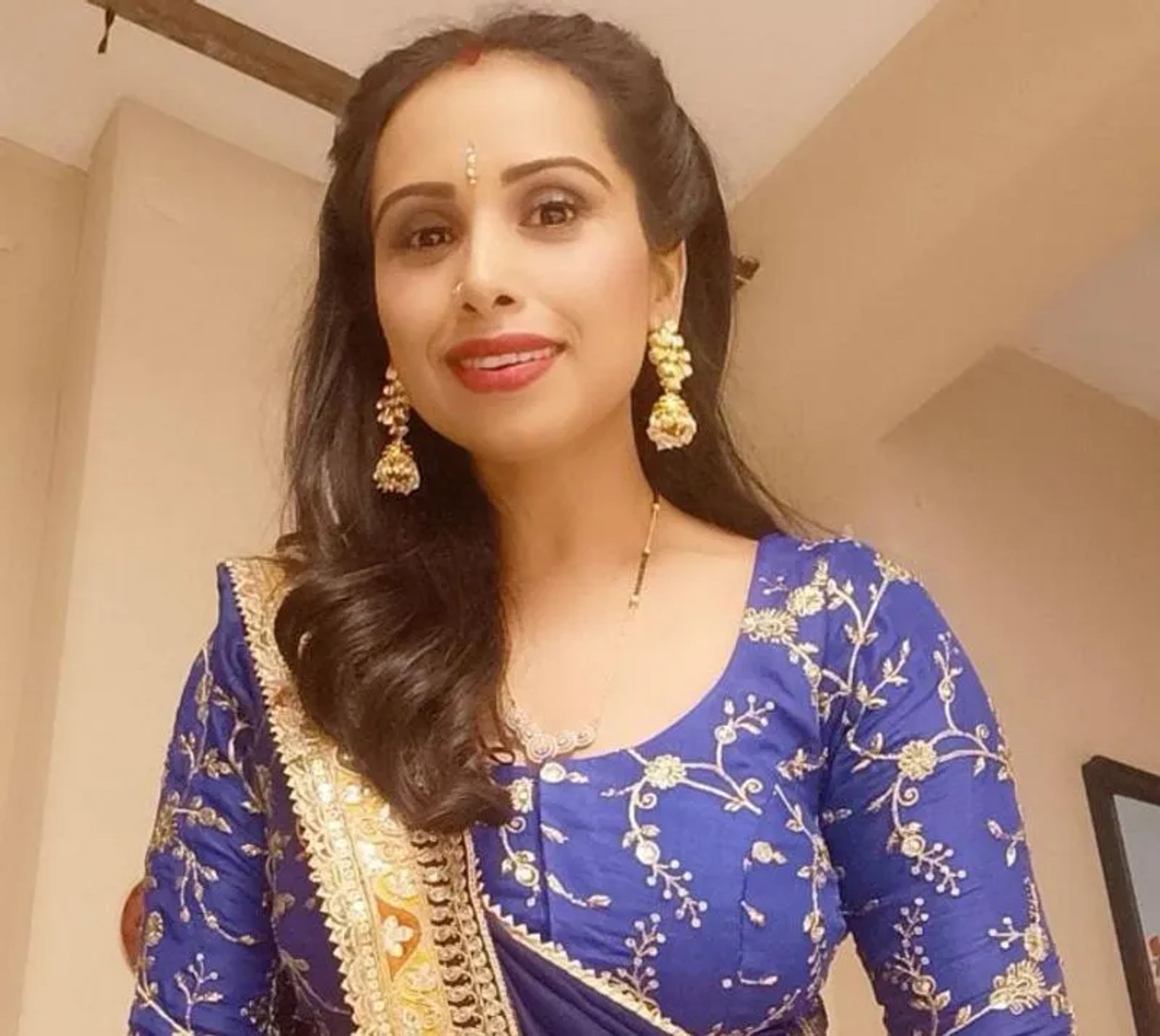 سانجیتا آدهیکاری