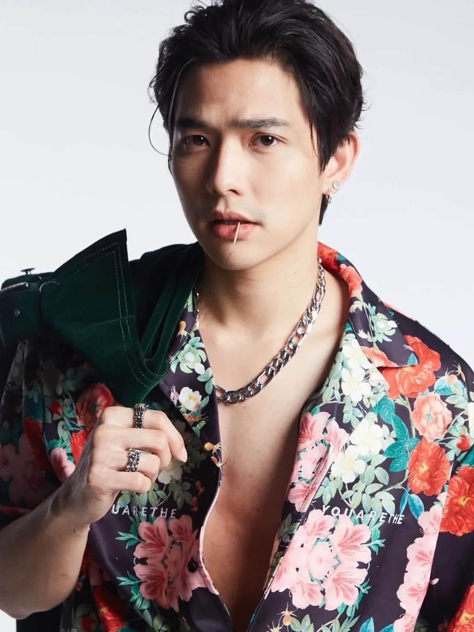 ثنات لوهوناسومبات