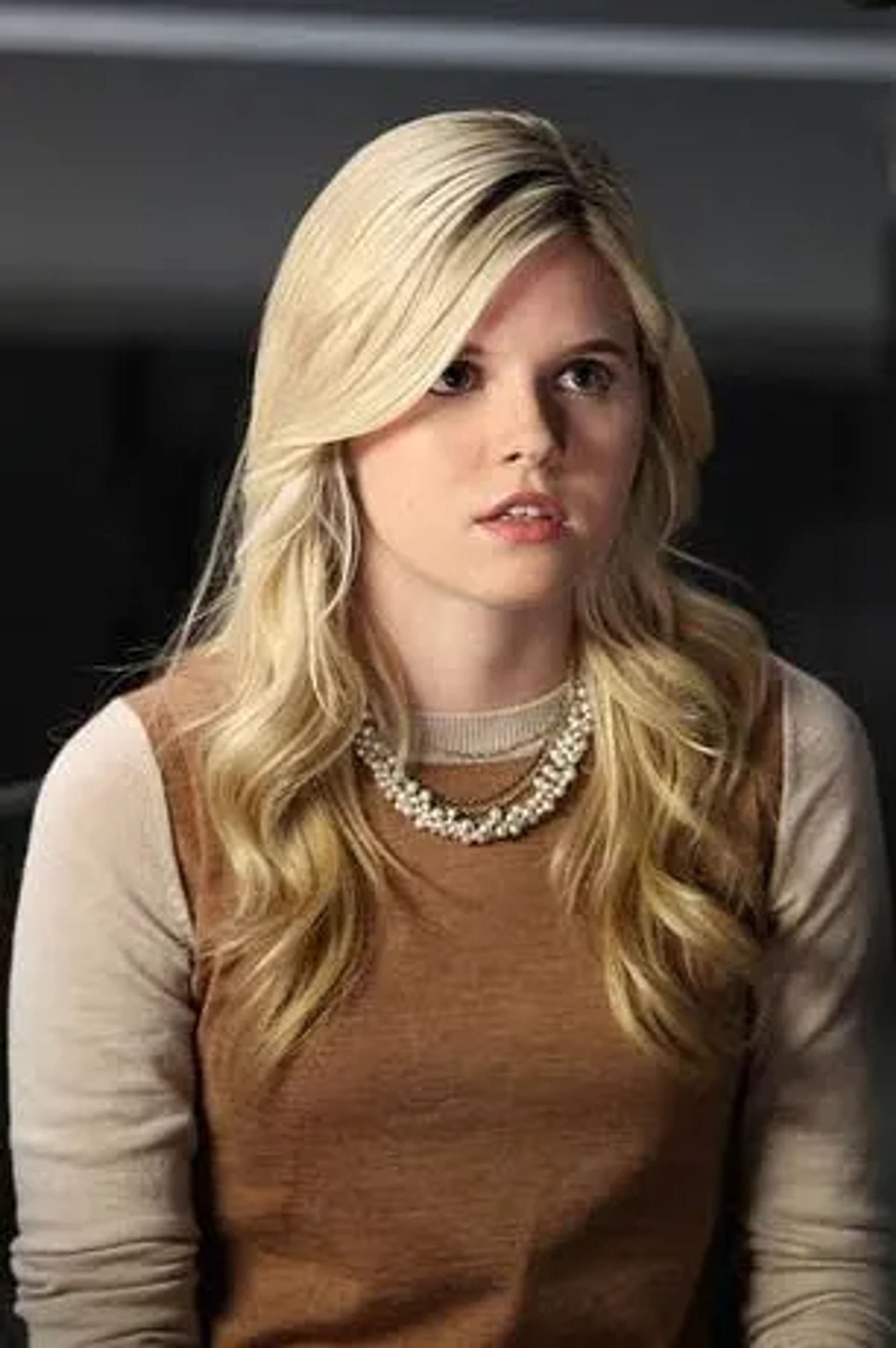 آنا مولوی تن