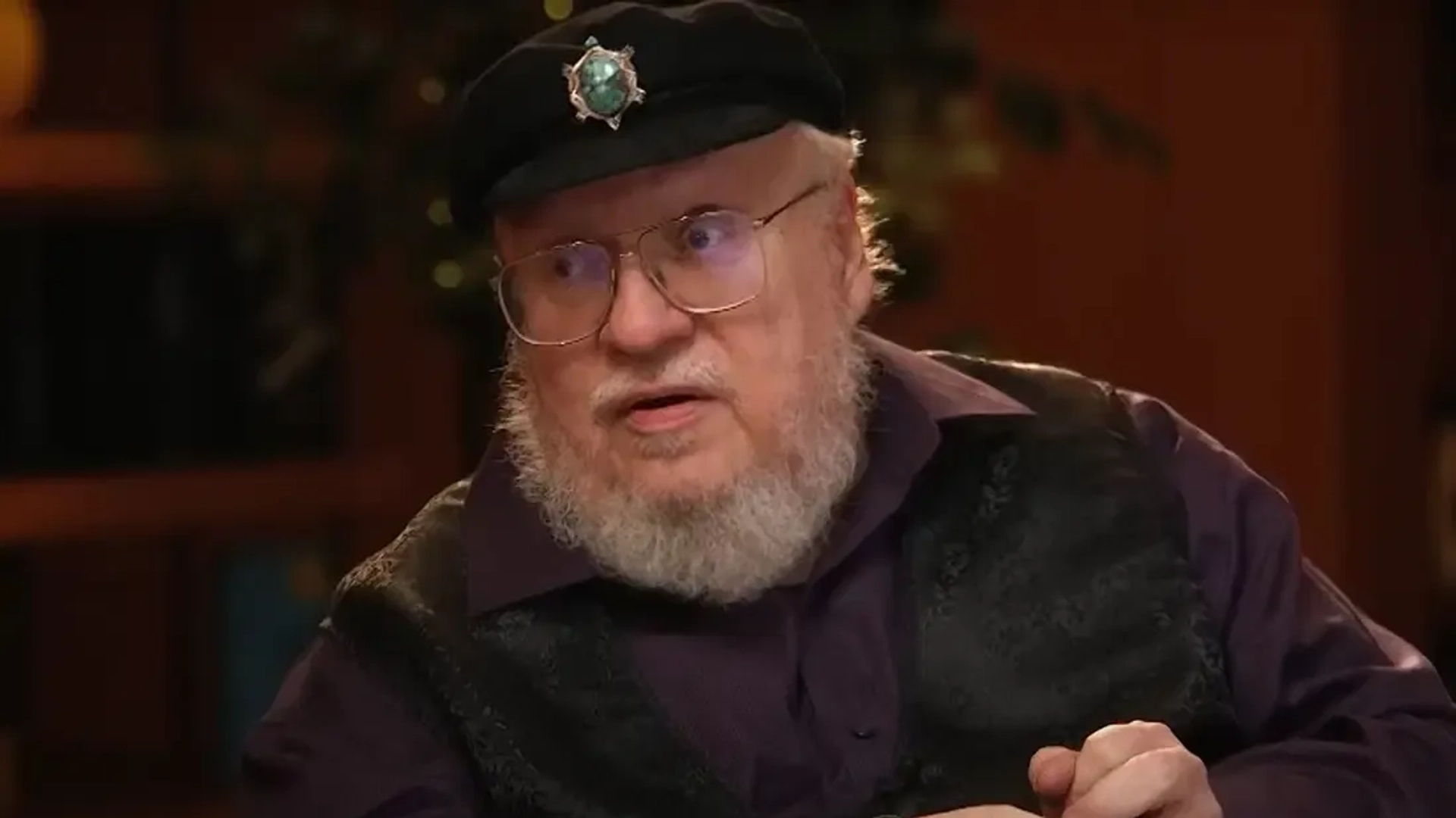 جورج آر. آر. مارتین، خالق «بازی تاج و تخت»، جنجالی‌ترین داستان «مرد عنکبوتی» را محکوم کرد 