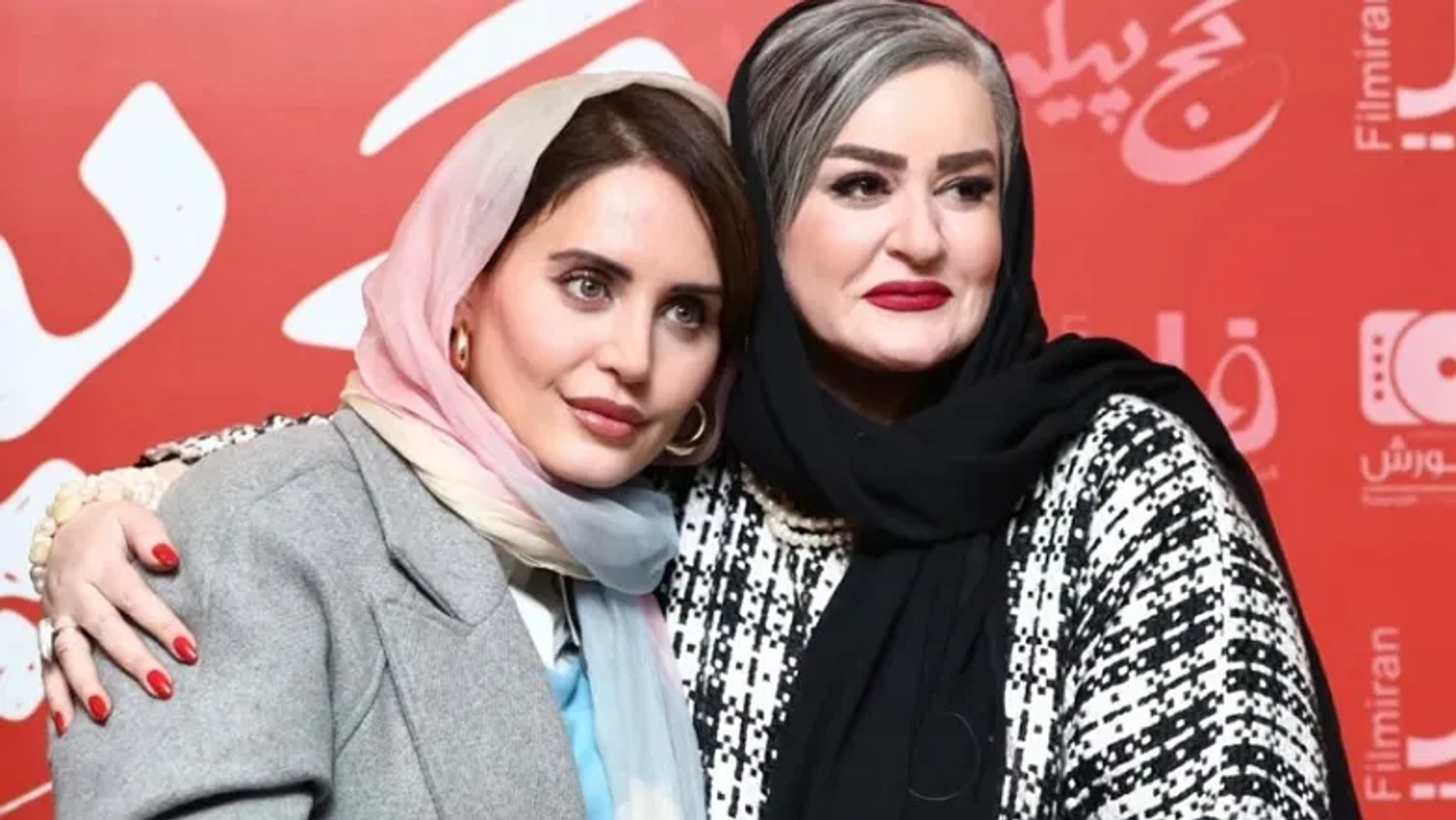 قاب صمیمانه بازیگران فیلم کج‌پیله را در اکران مردمی فیلم ببینید! 1