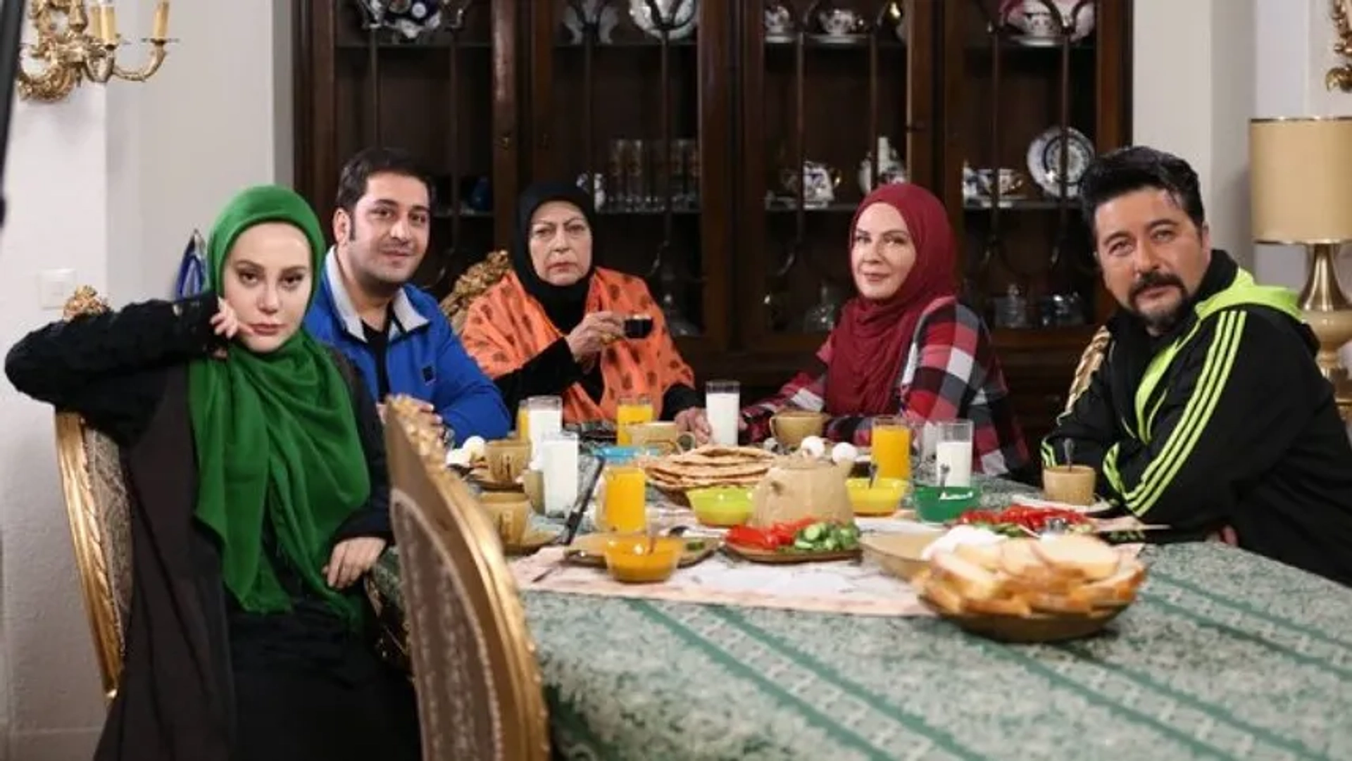 سریال طنز اجتماعی «میراث» به زودی روی آنتن شبکه دو سیما