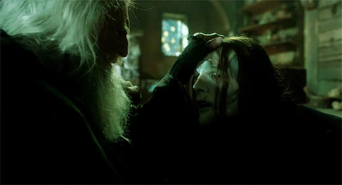 هیولا و پیرمرد در کلبه