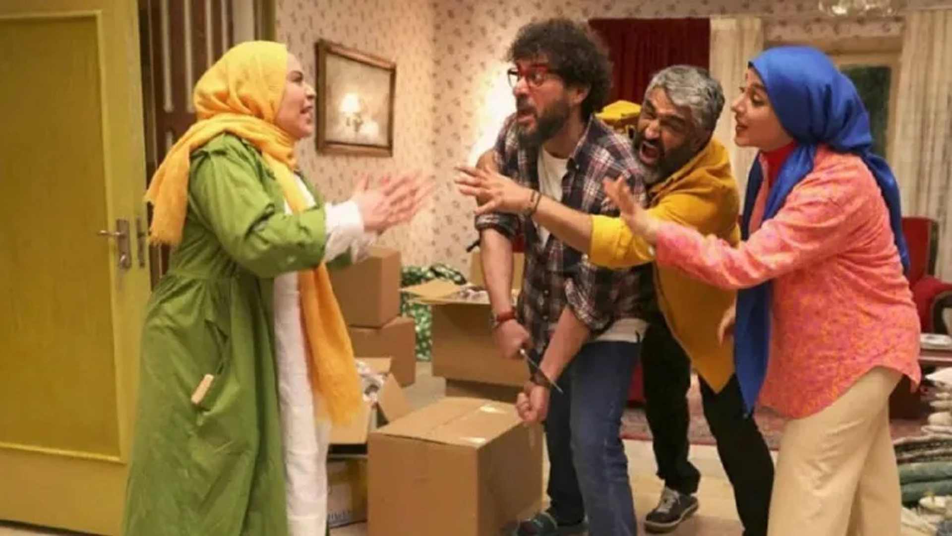 نسخه قاچاق «ناجورها» منتشر شد؛ جدیدترین قربانی سینمای ایران