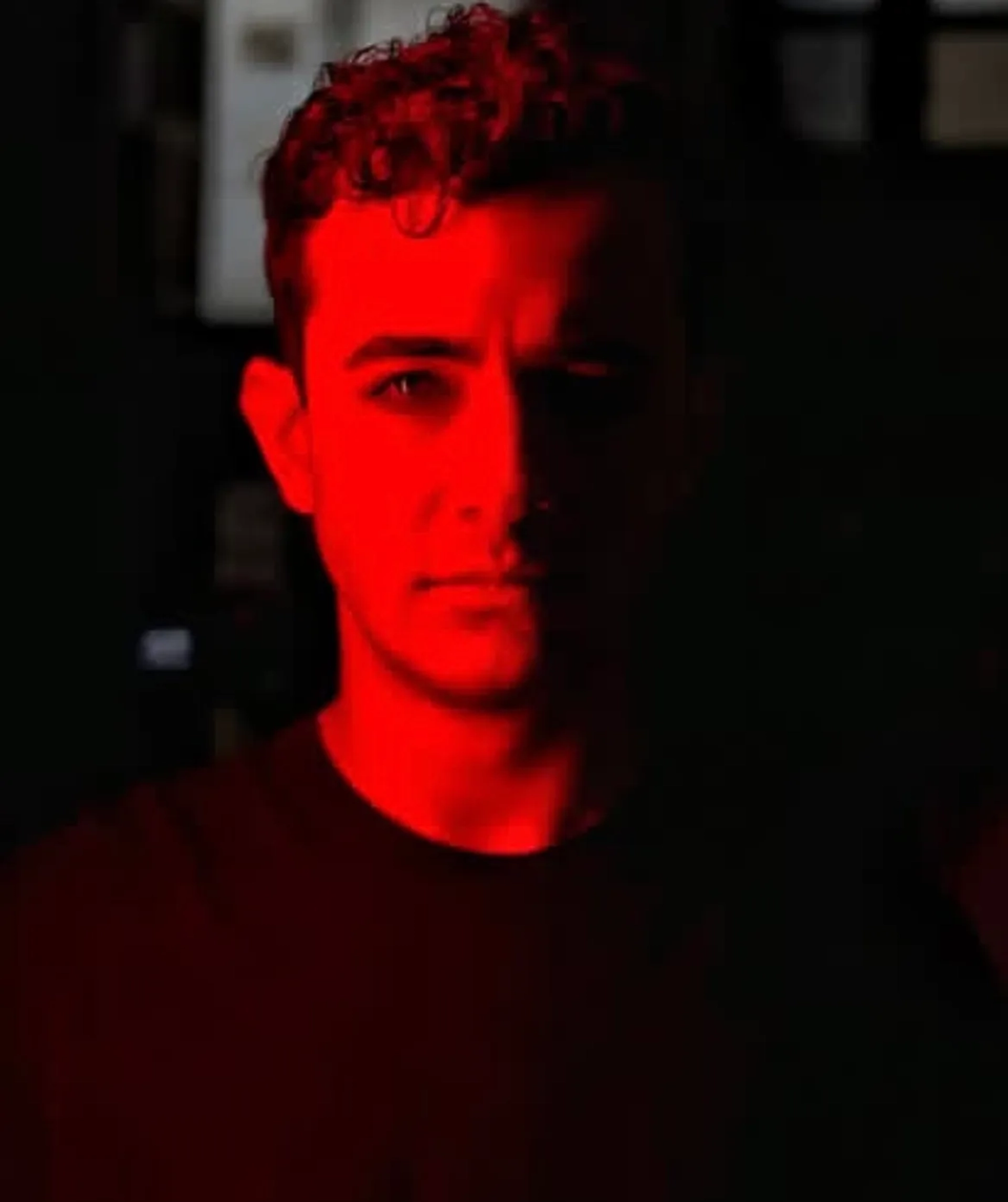 جدیدترین تصاویر علی شادمان در ۲۹ سالگی 2