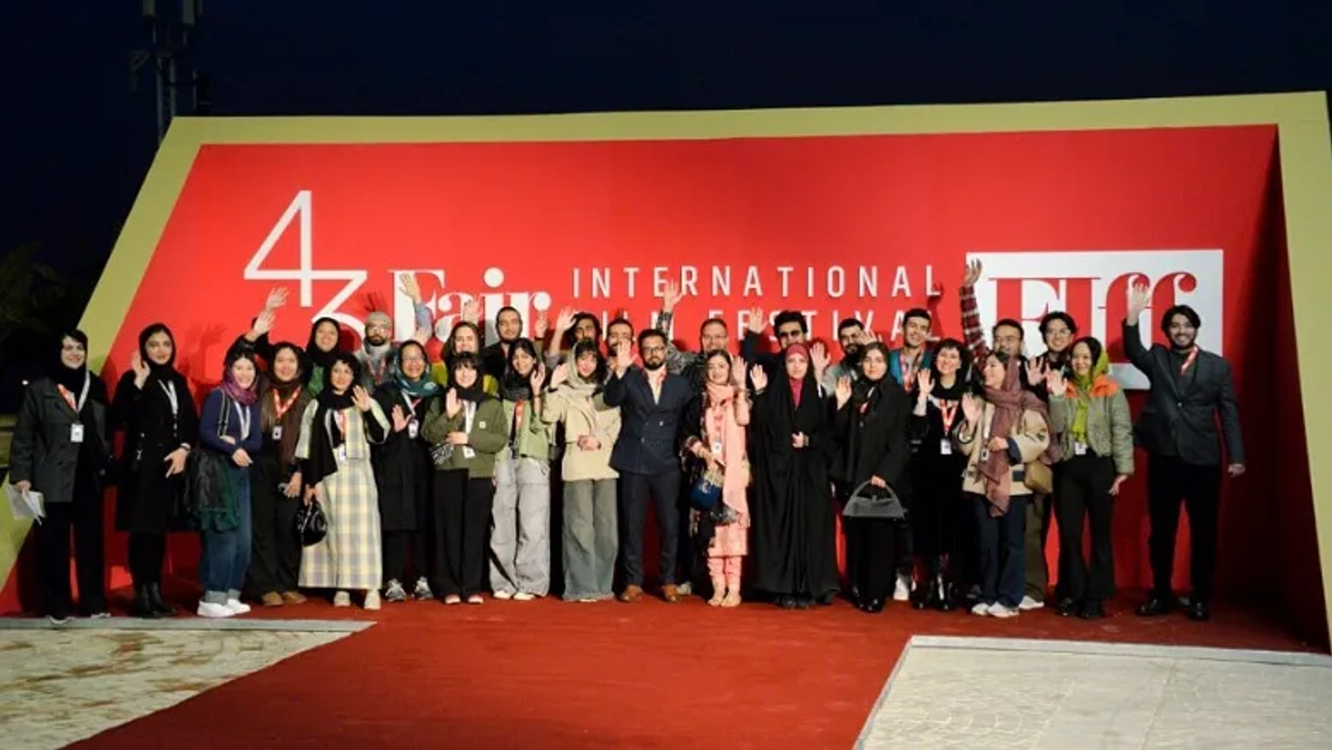 ۱۸ فیلم در دو بخش «چشم‌انداز» و «زیتون شکسته» جشنواره جهانی فیلم فجر ۱۴۰۴