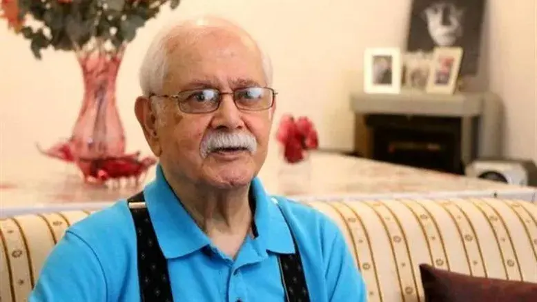 خواننده آهنگ معروف «میرزا کوچک» در کنار میرزا کوچک آرام می‌گیرد؛ جزئیات مراسم تدفین ناصر مسعودی