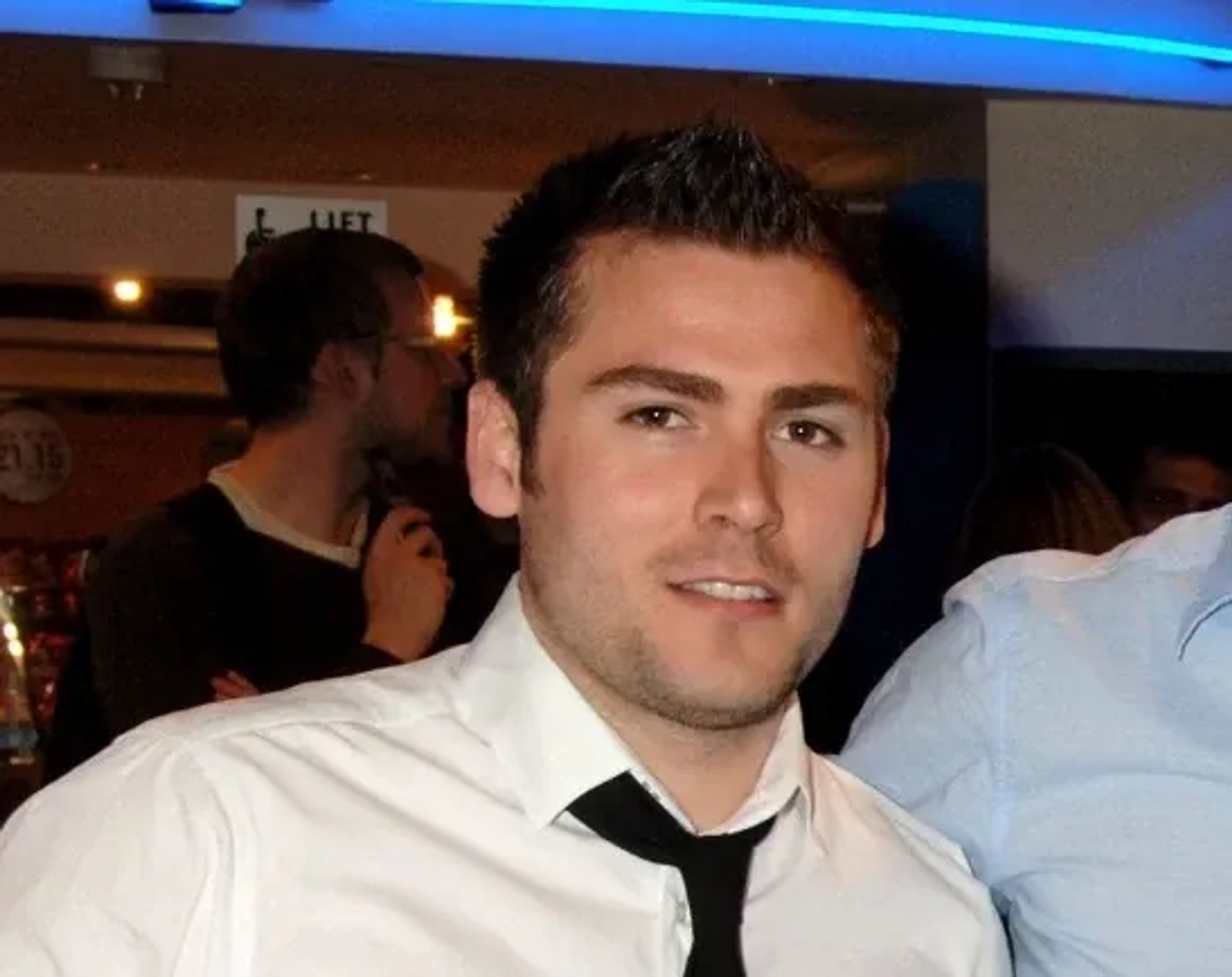 مایکل دیکسون