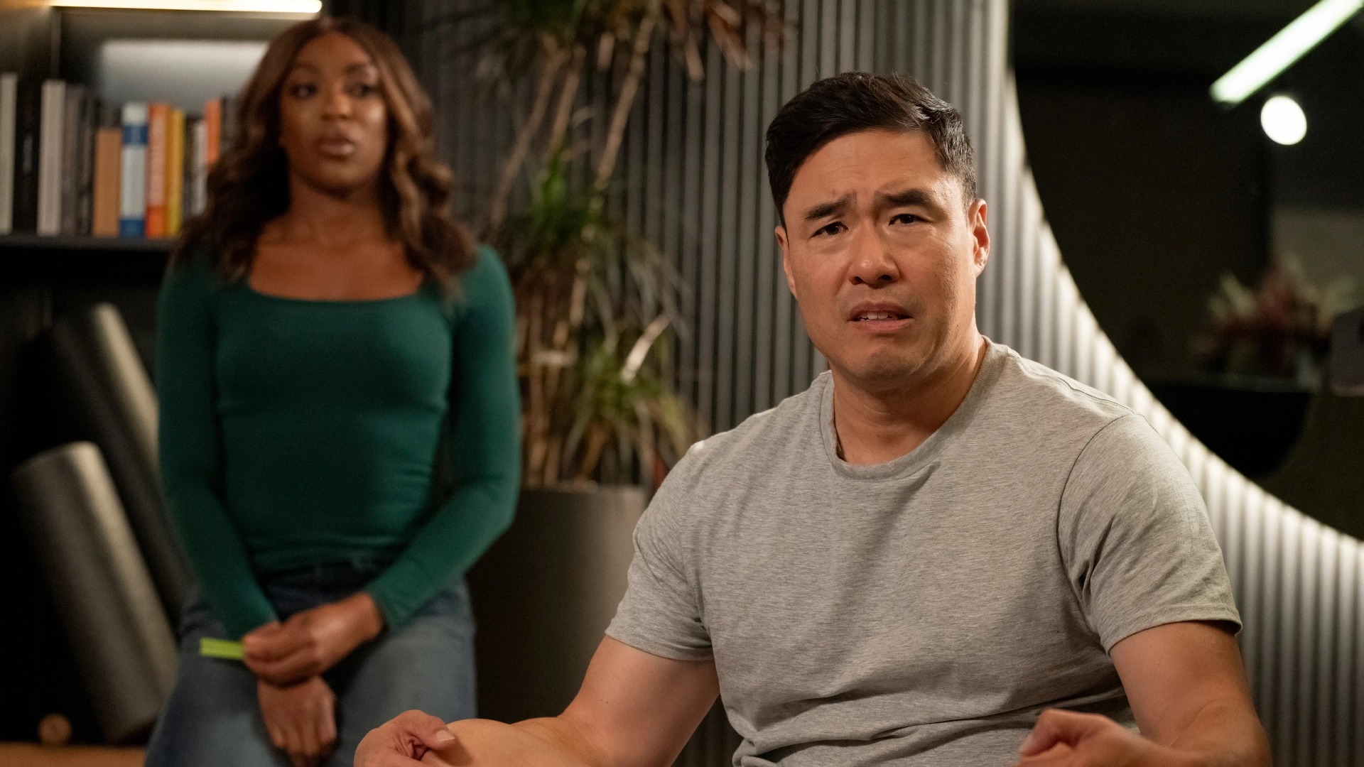 سریال این فلوریداست، مرد (It's Florida, Man 2024)