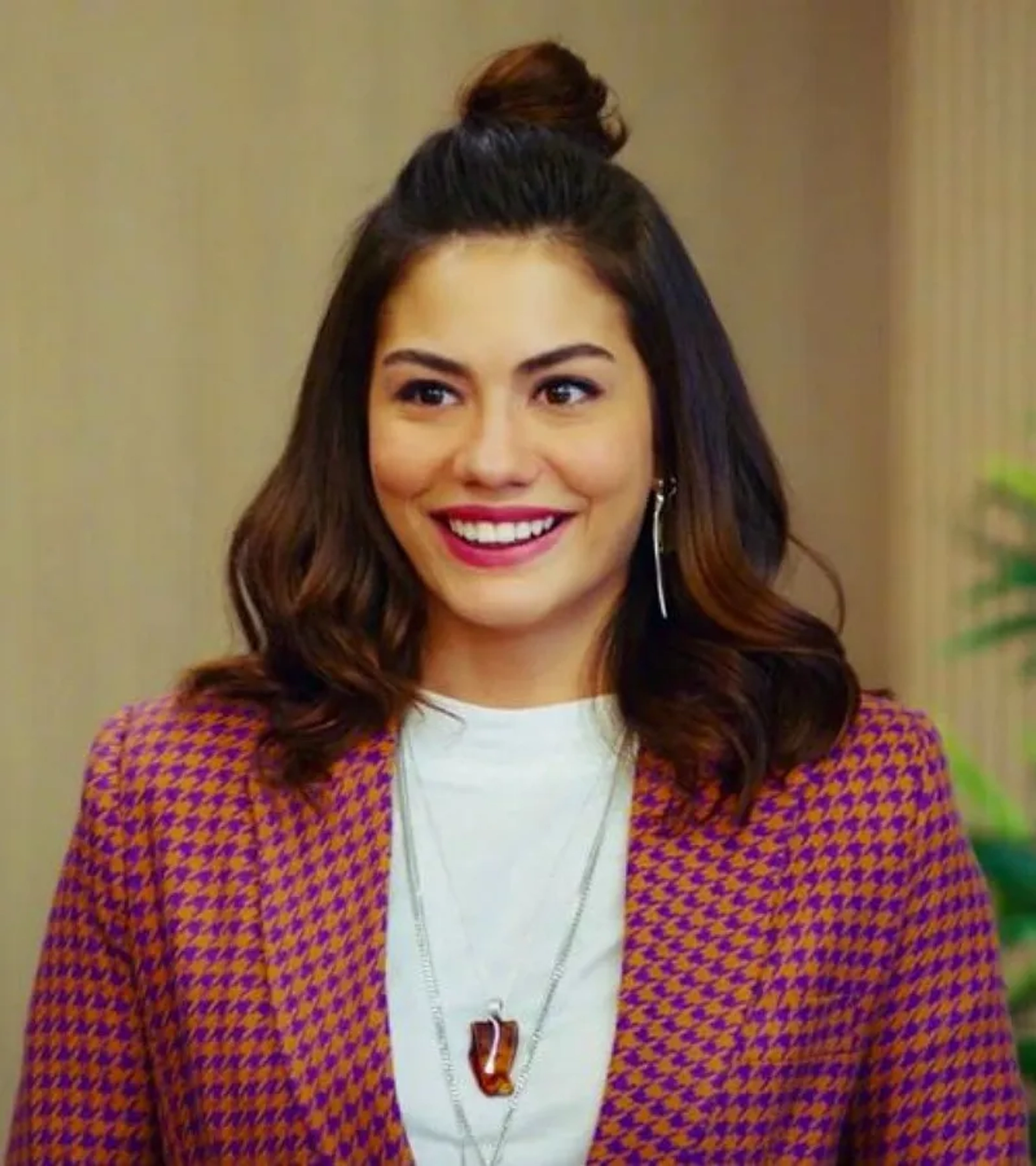 خواستگار وقت‌نشناس و سمج در «پرنده سحرخیز»